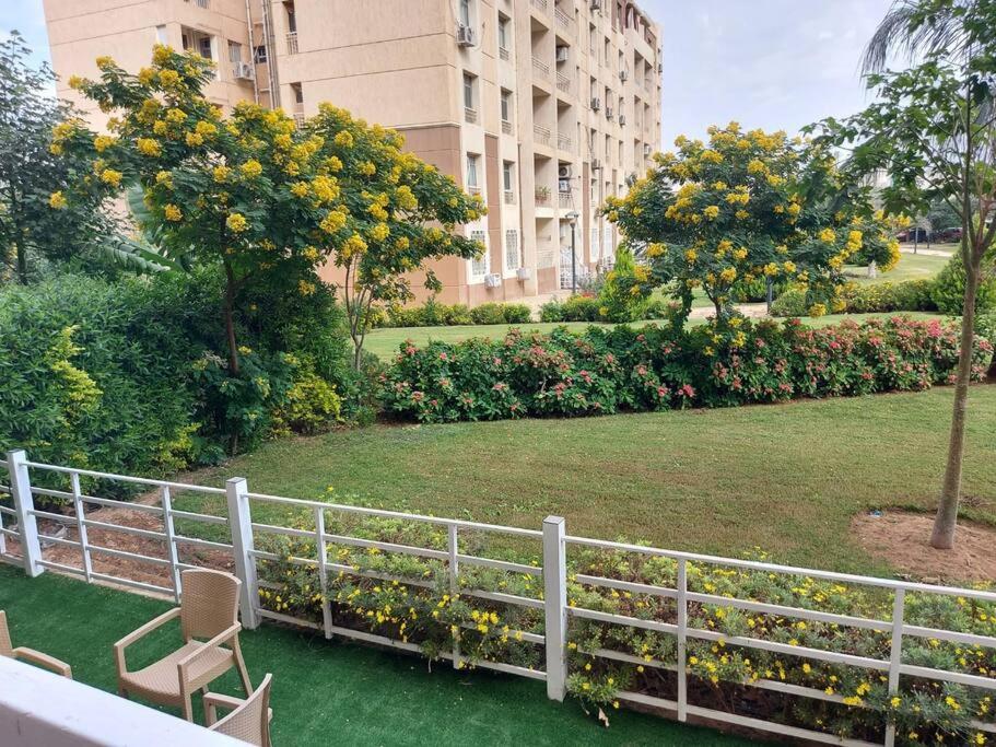 Tranquil Apartment with a garden in Madinaty