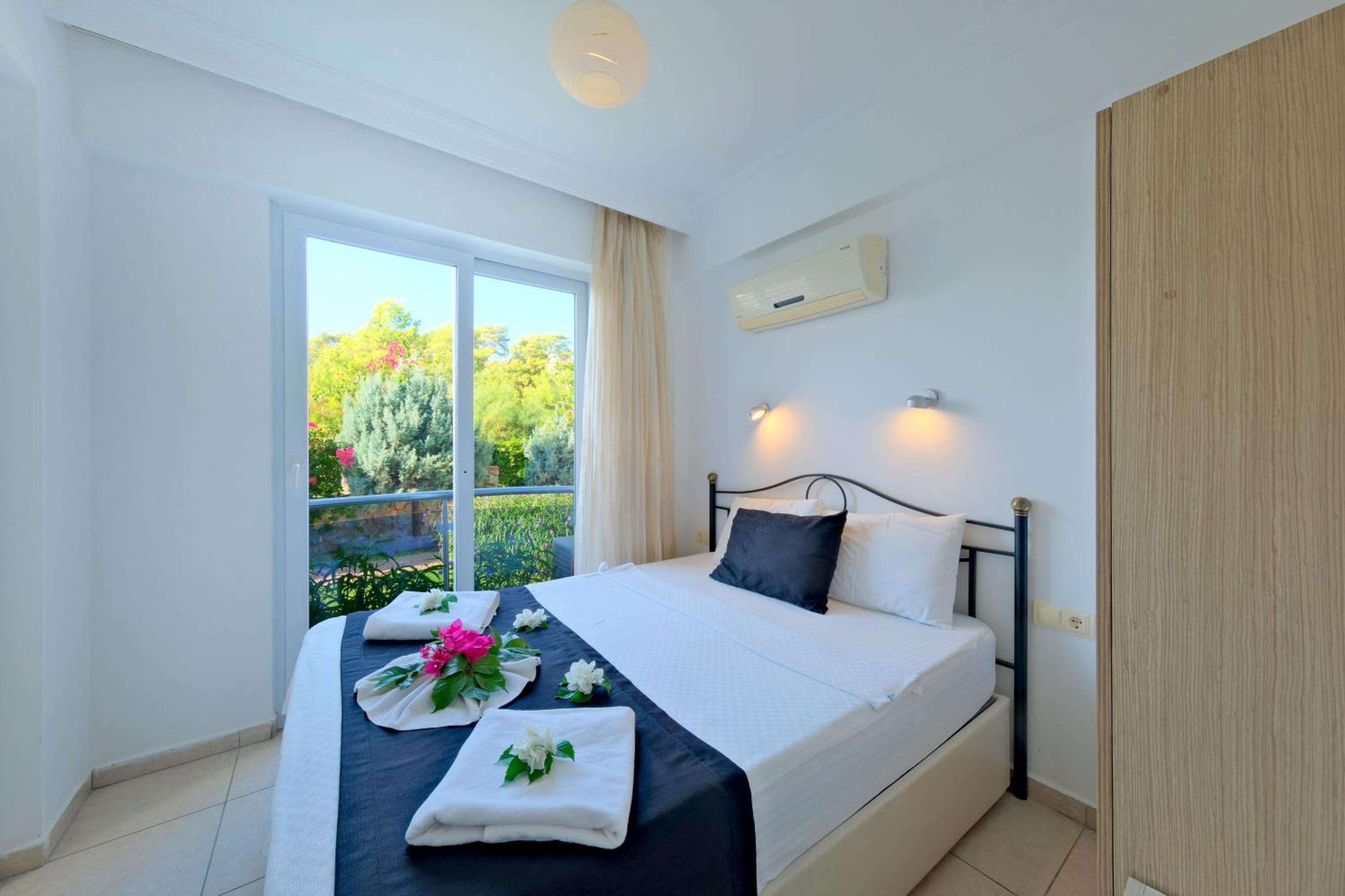Legend Apartments