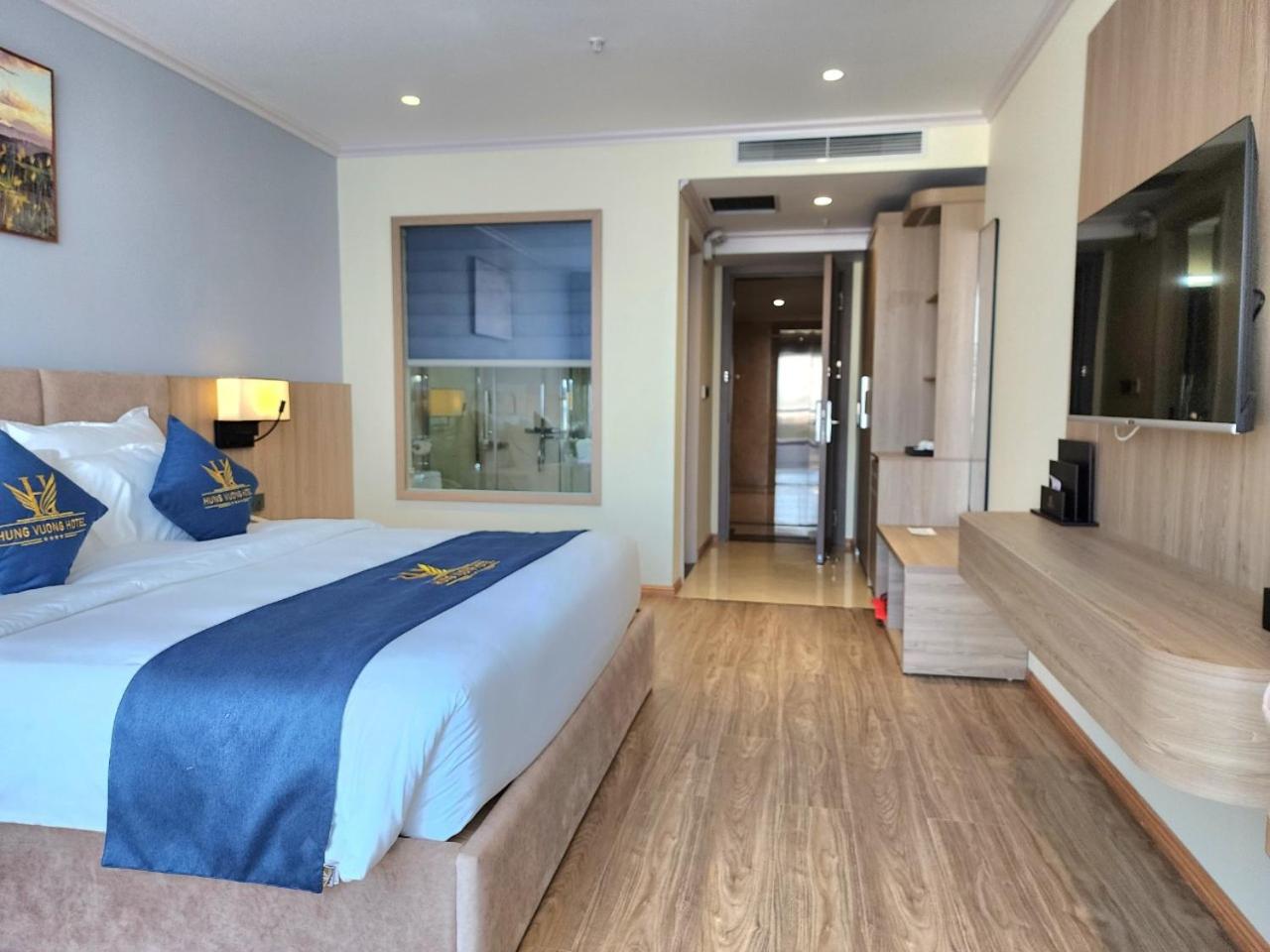 Hùng Vương Hotel - Stay 24h