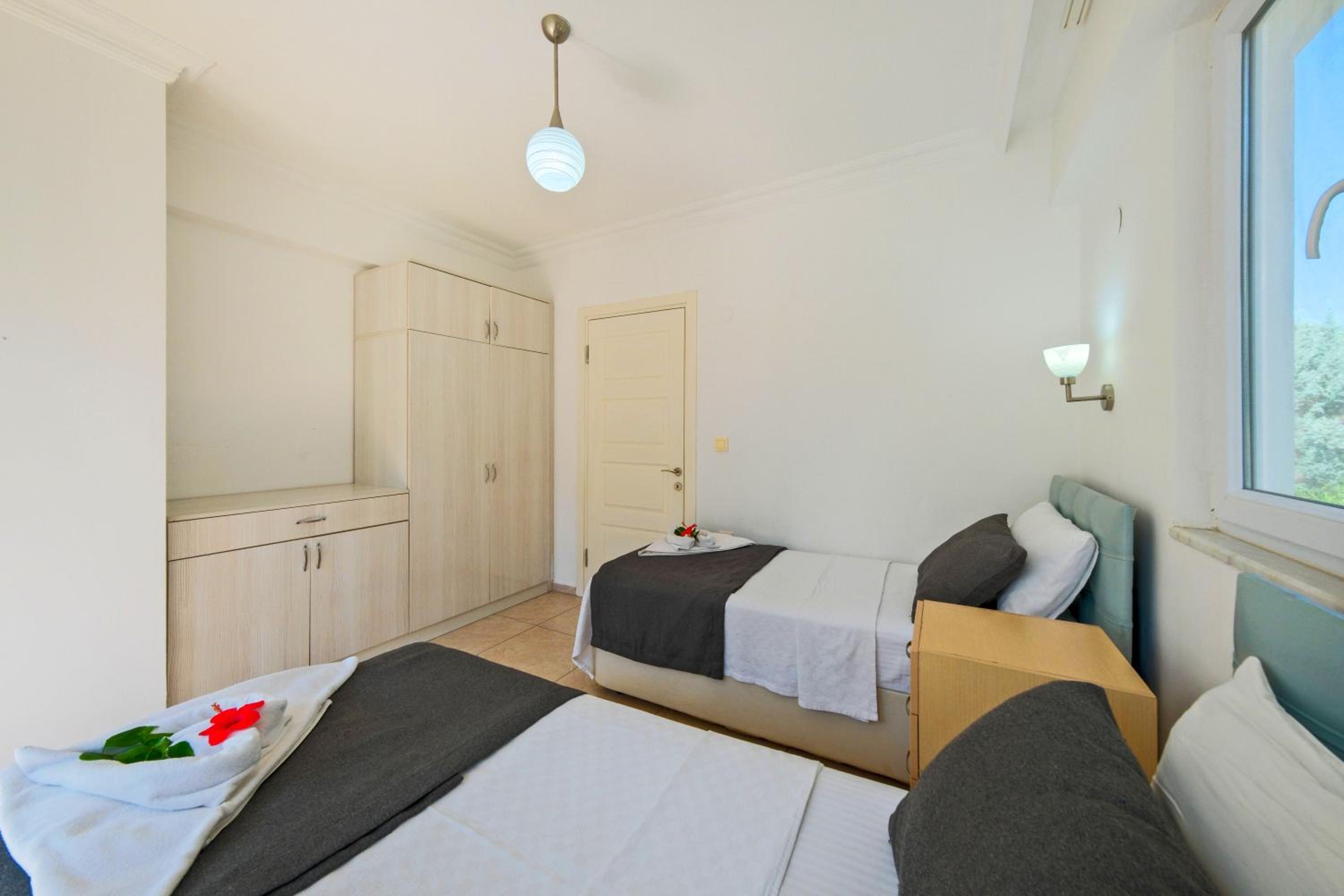 Legend Apartments