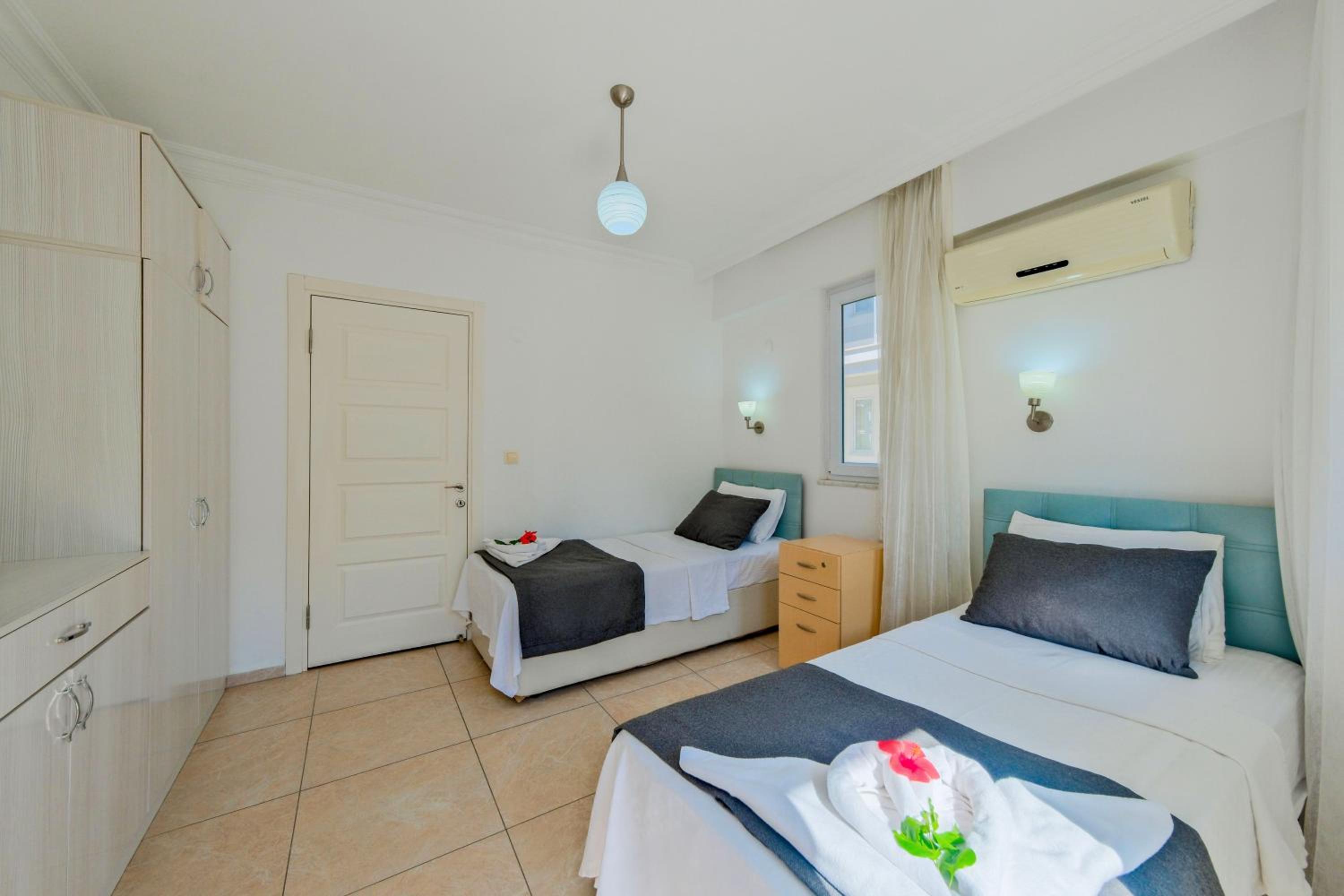 Legend Apartments