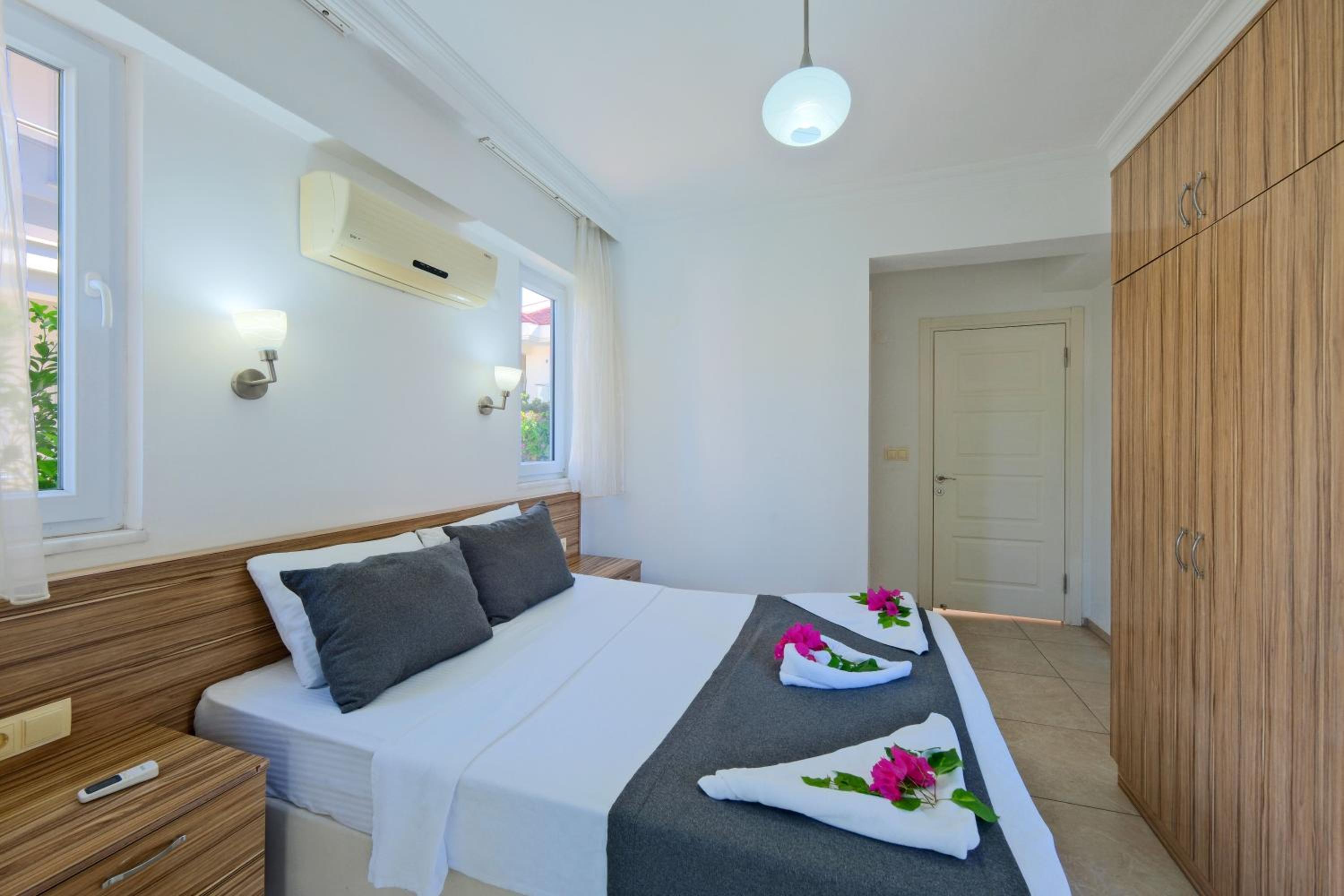 Legend Apartments