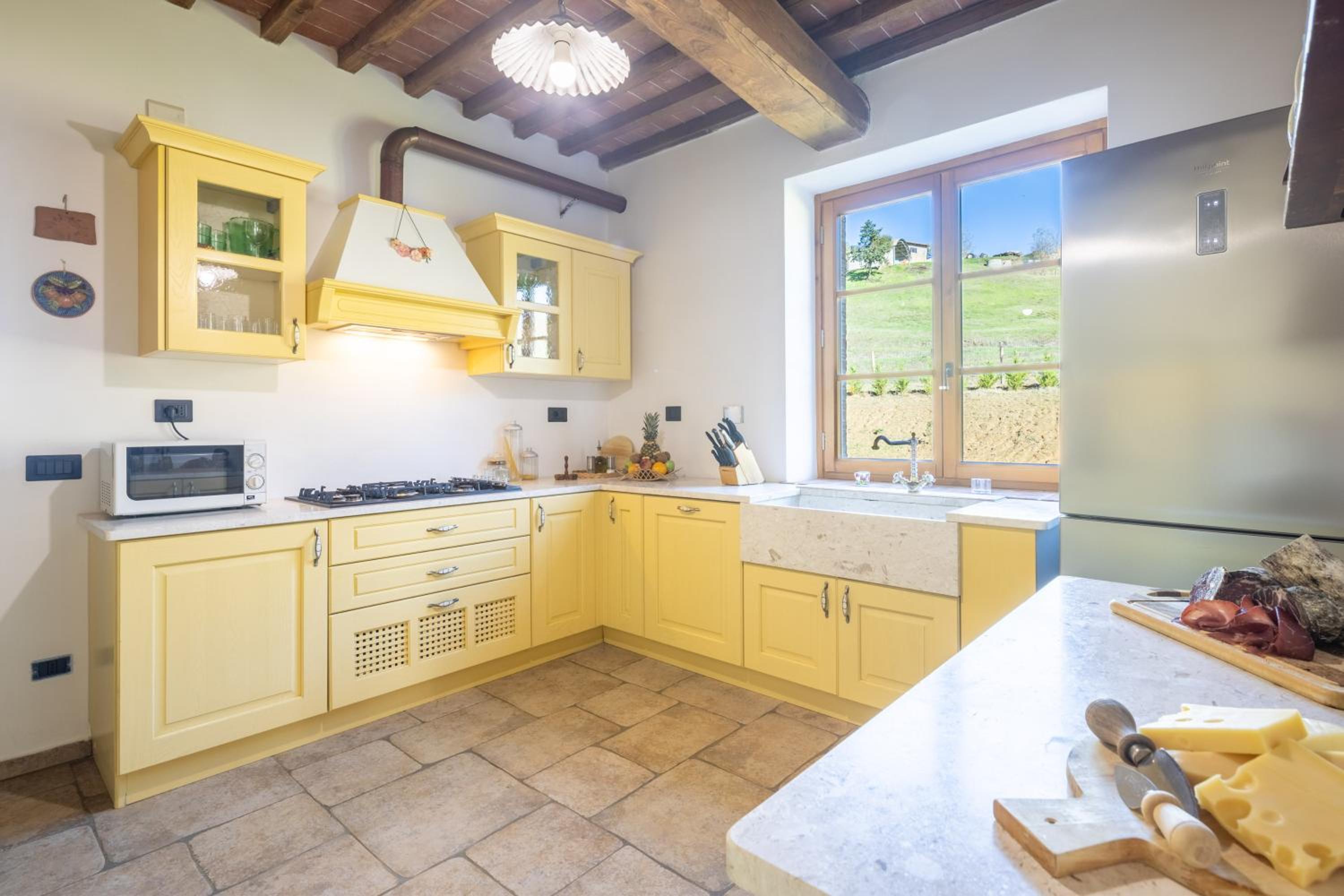 Casale Pavone by VacaVilla view 5