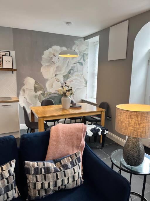 Isfryn, holiday home in Aberdyfi
