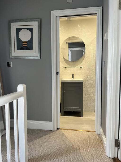Isfryn, holiday home in Aberdyfi