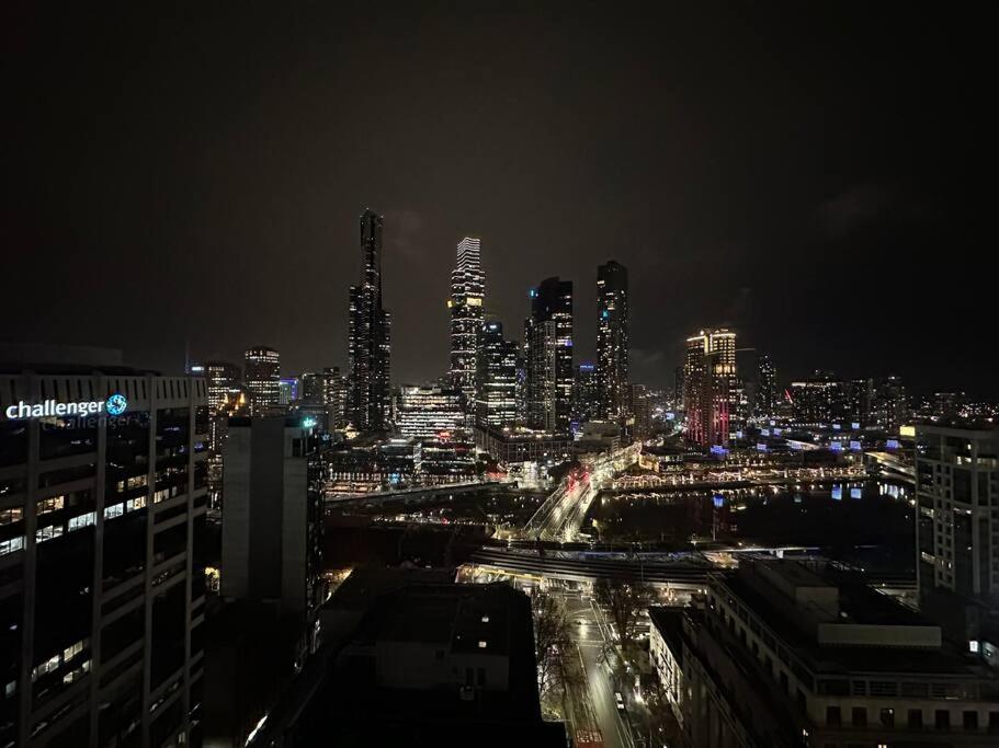 Premium Corporate Studio + Yarra Views