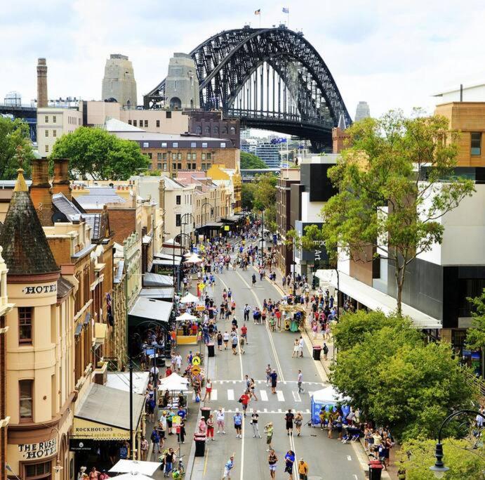 BEST Location! Darlinghurst Studio - balcony - AC