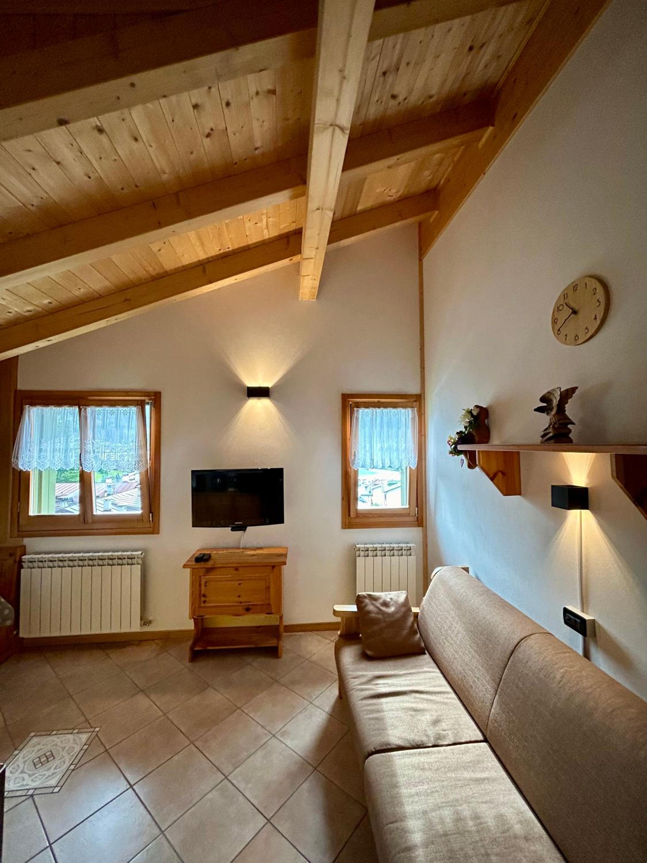 Auronzo - Appartamento centrale vista mozzafiato con garage view 5