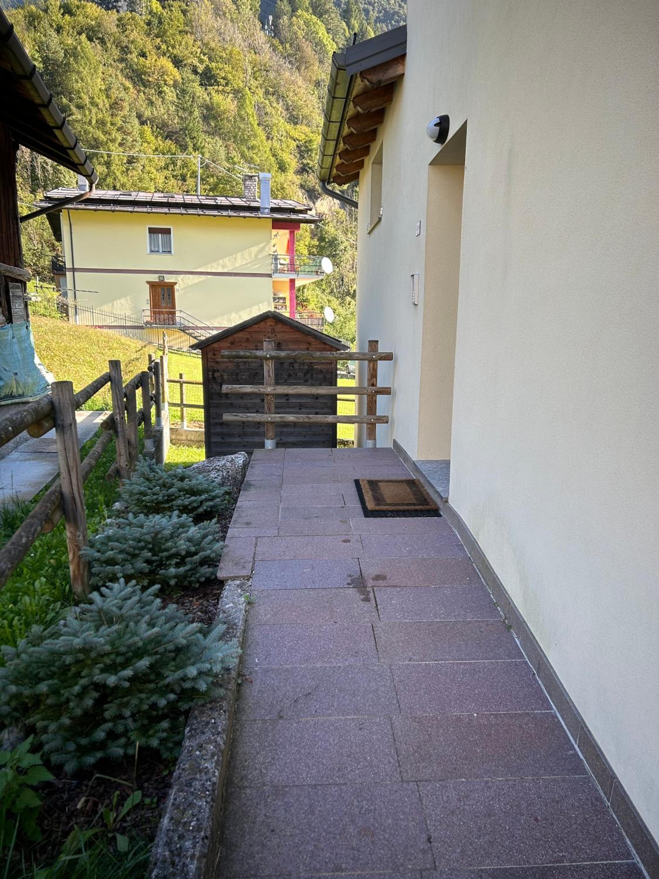 Photo 24