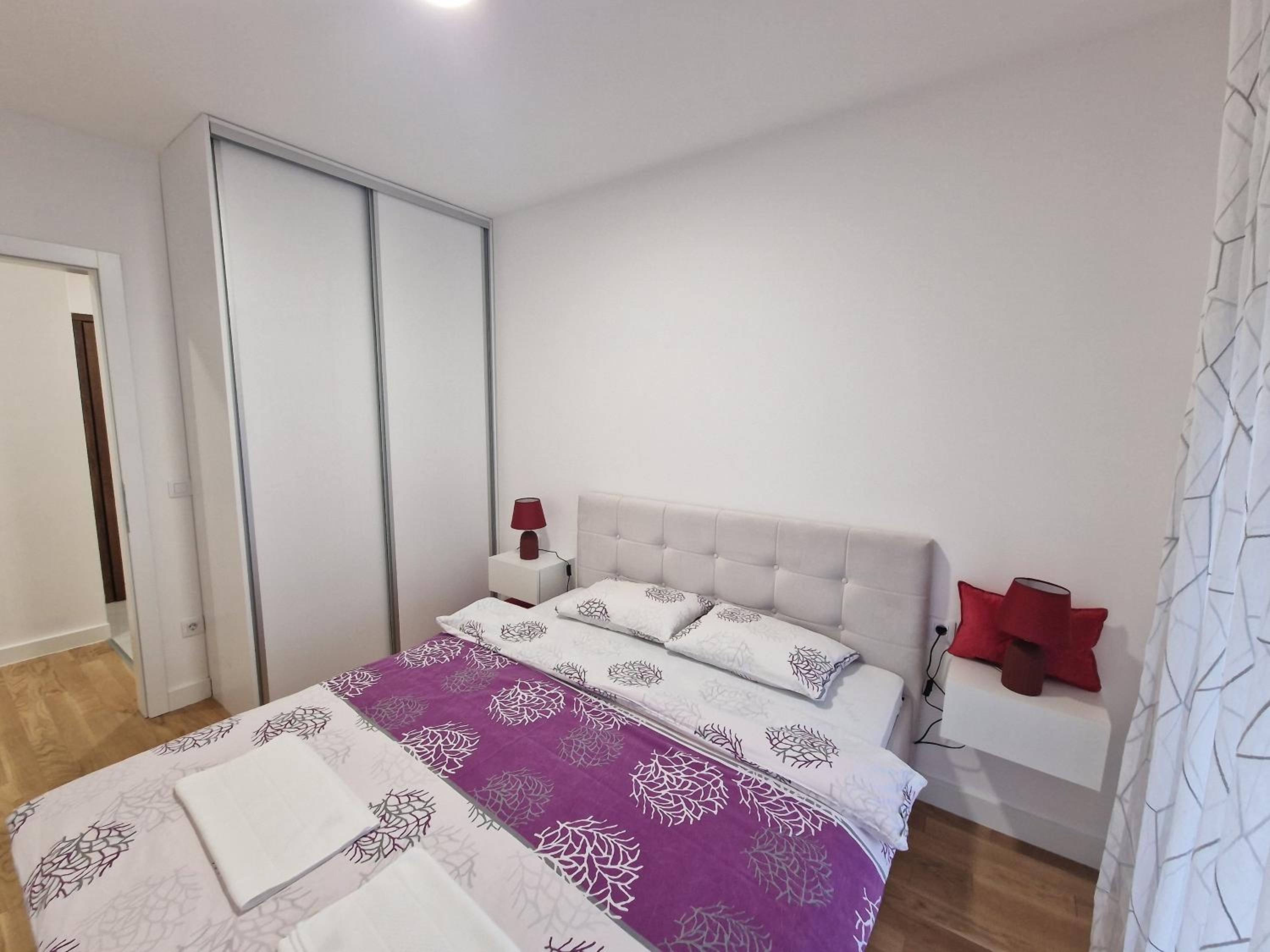 Apartment 4th. Floor II