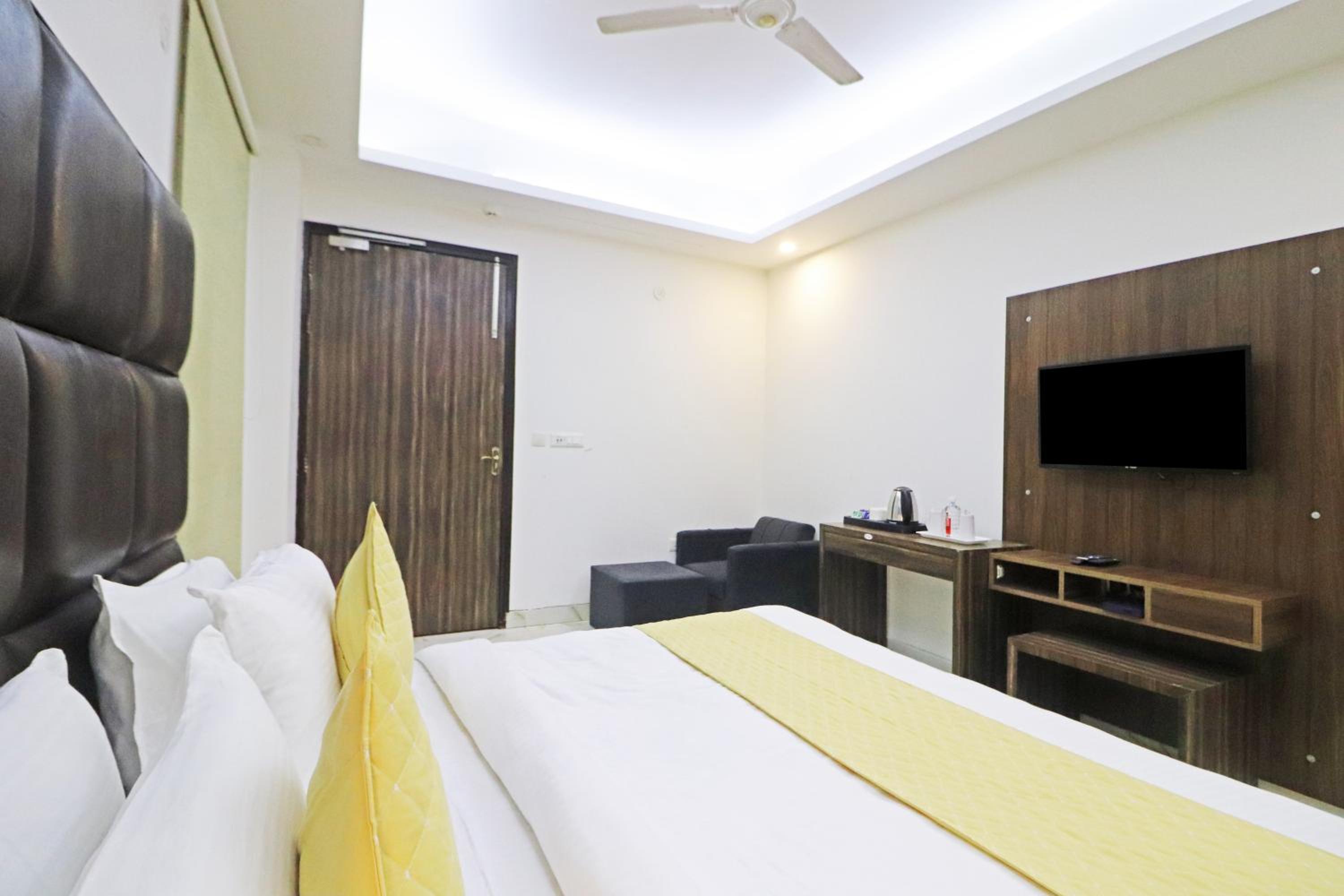 Hotel Mayda Prime Near Delhi Airport