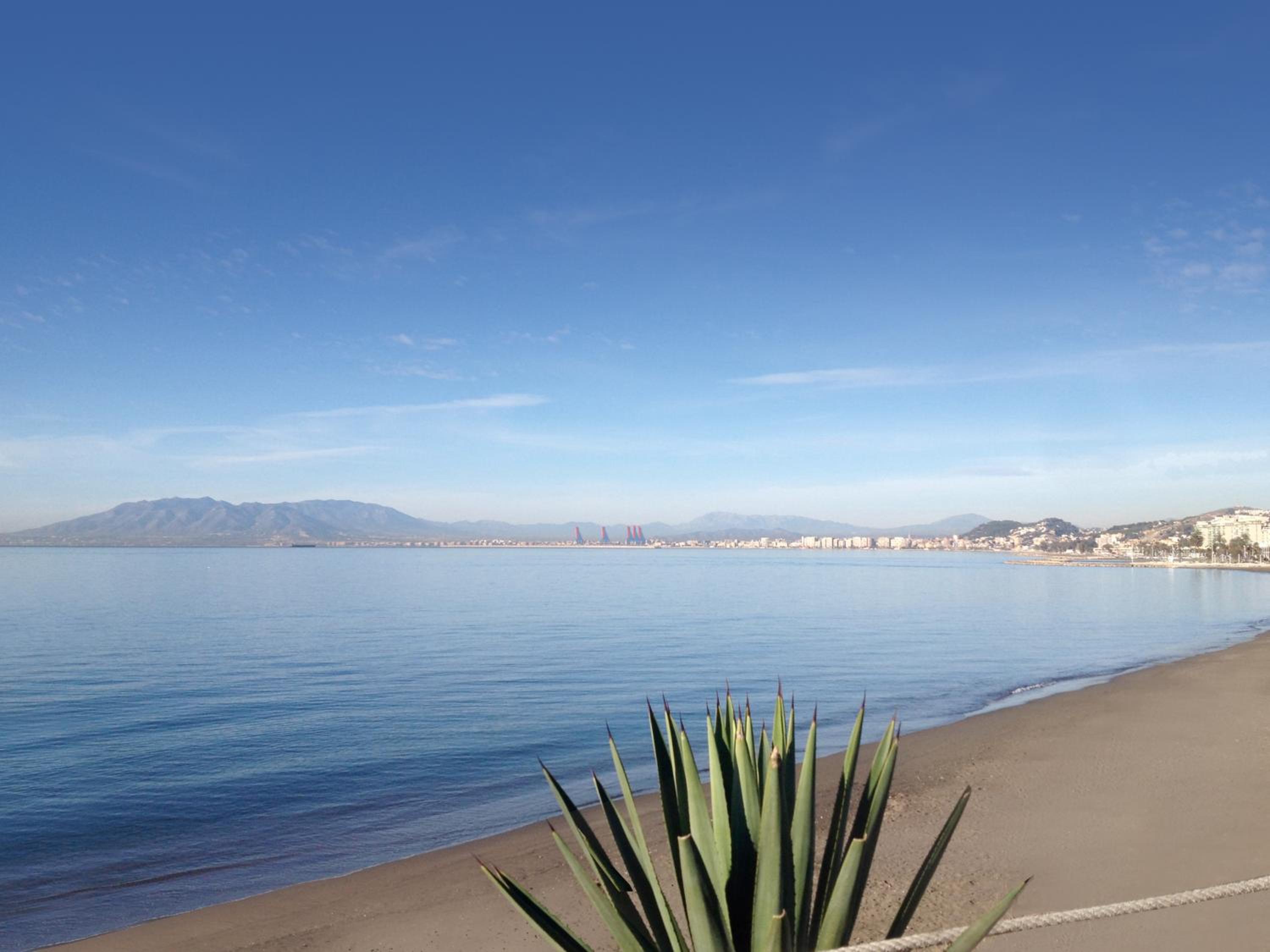 Bonito alojamiento en Malaga con piscina para teletrabajo