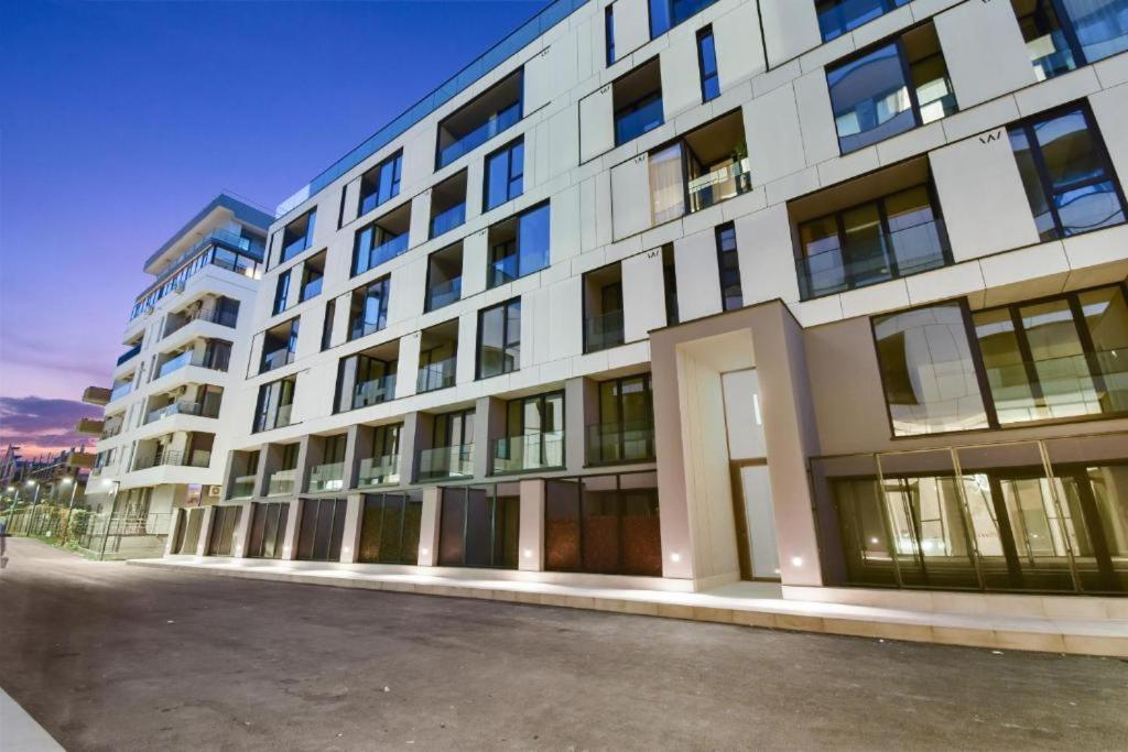 Harmony Property WIN HERASTRAU