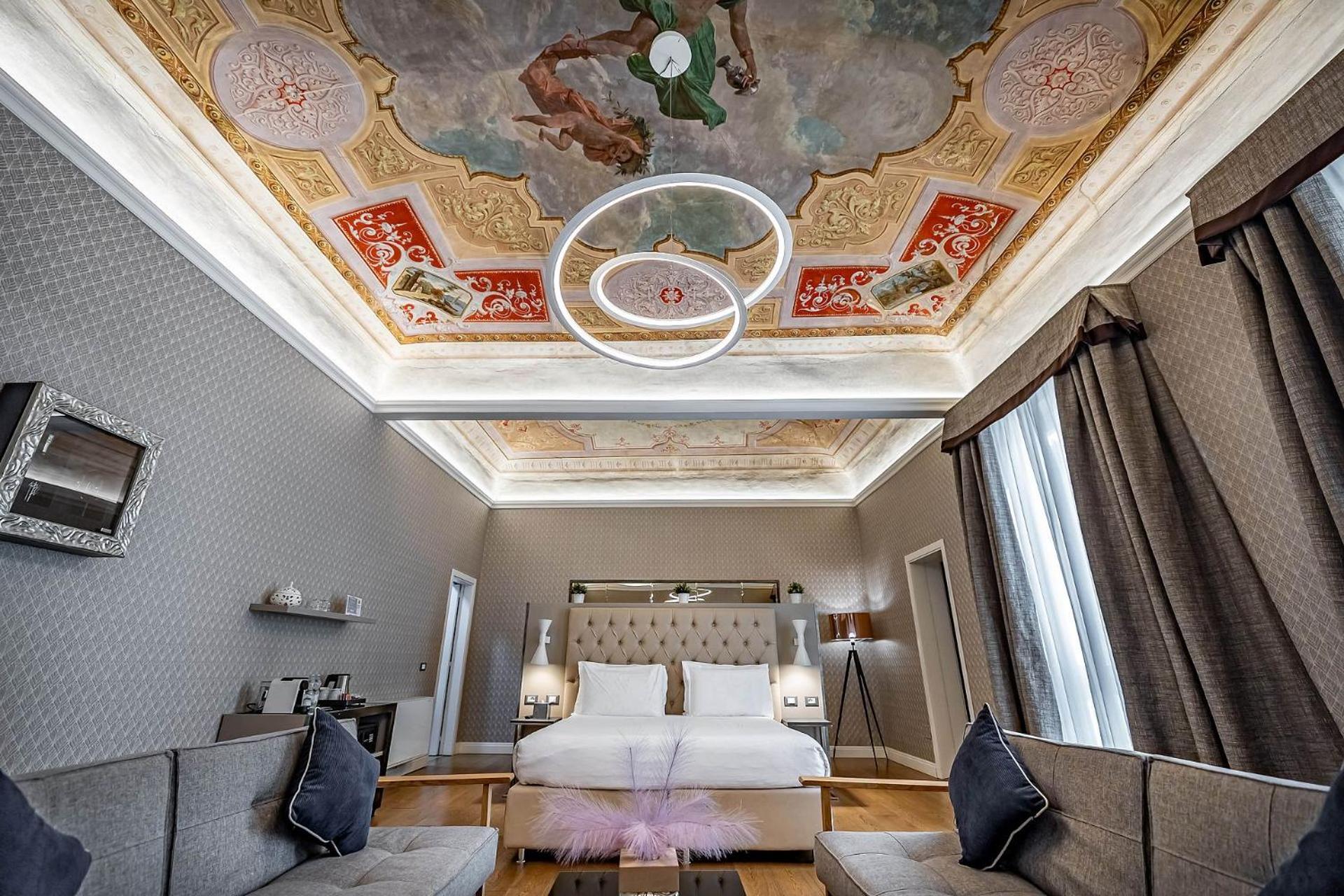 Martelli 6 Suite & Apartments