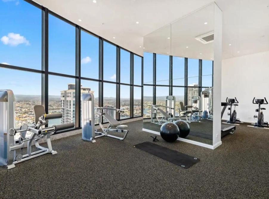 Surfers Paradise New Beachfront Apartments