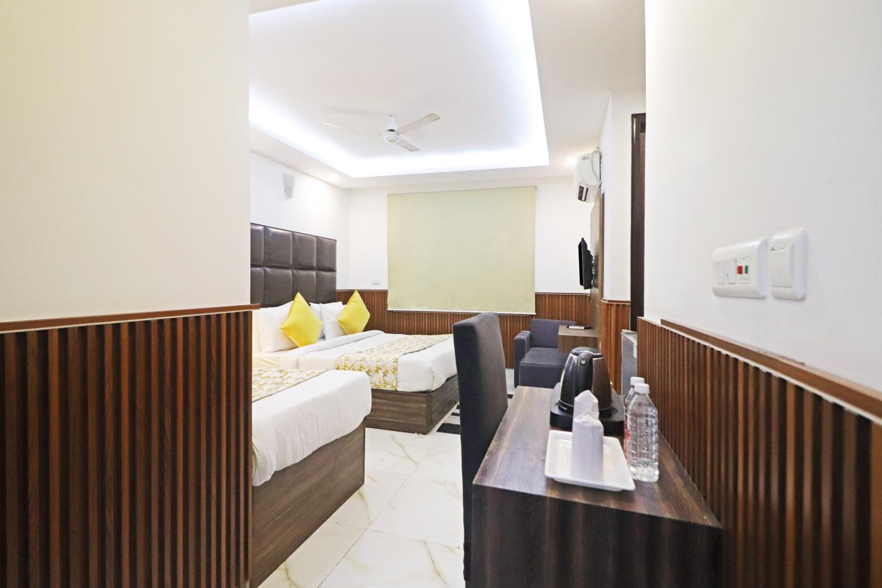 Hotel Mayda Prime Near Delhi Airport
