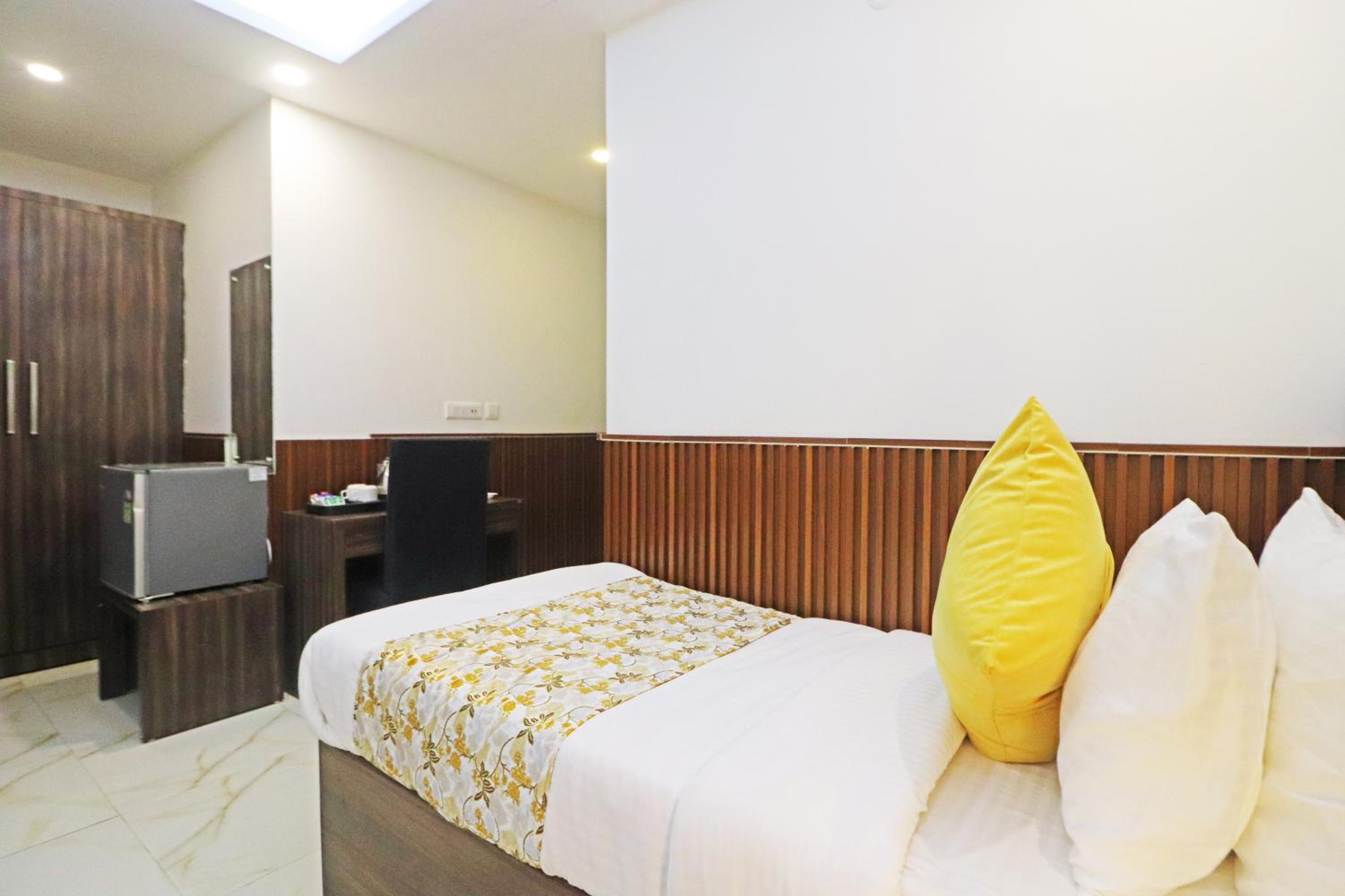 Hotel Mayda Prime Near Delhi Airport