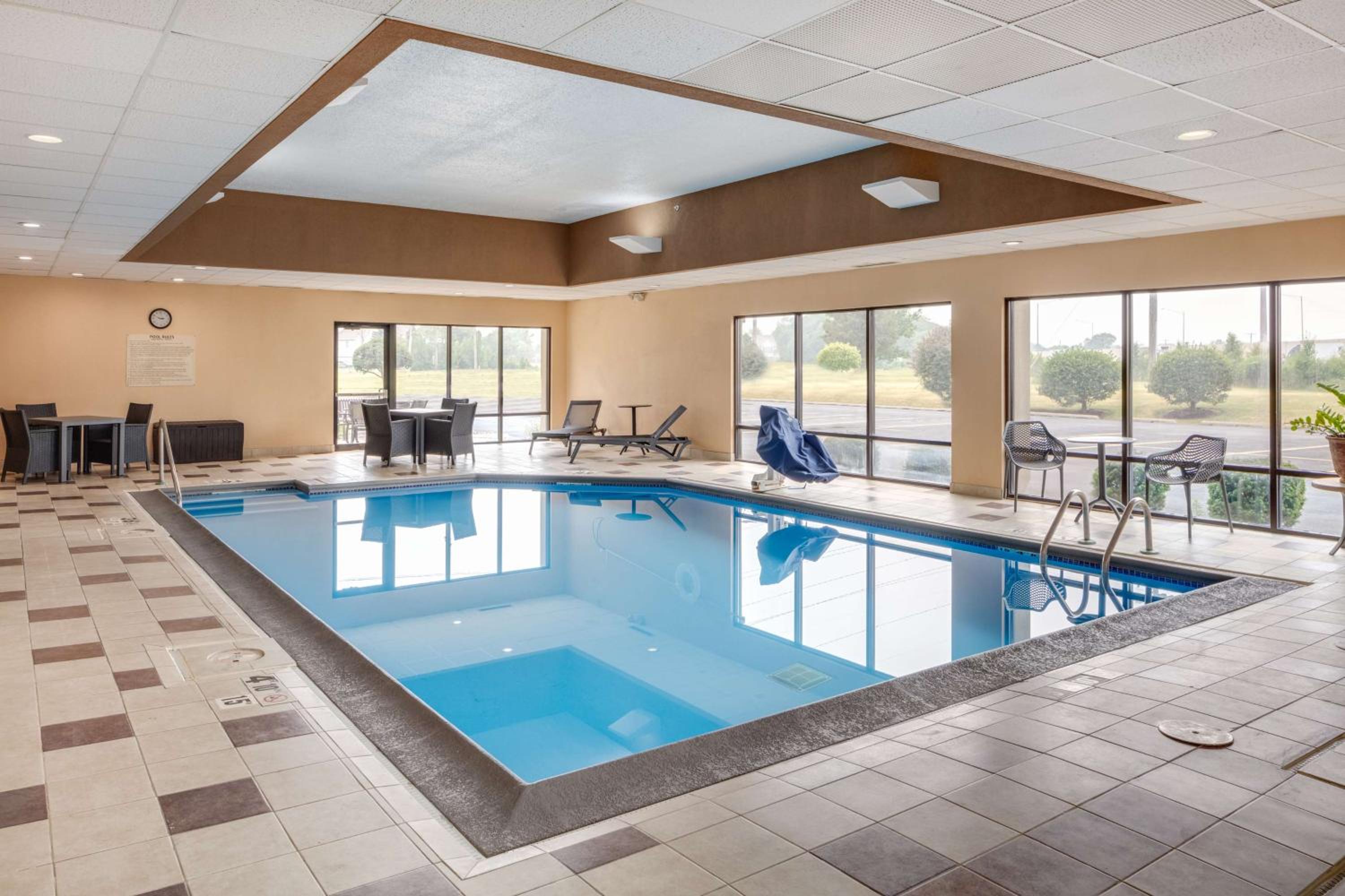 Joliet Vacations - Hampton Inn Joliet-Plainfield I-55 - Property Image 23