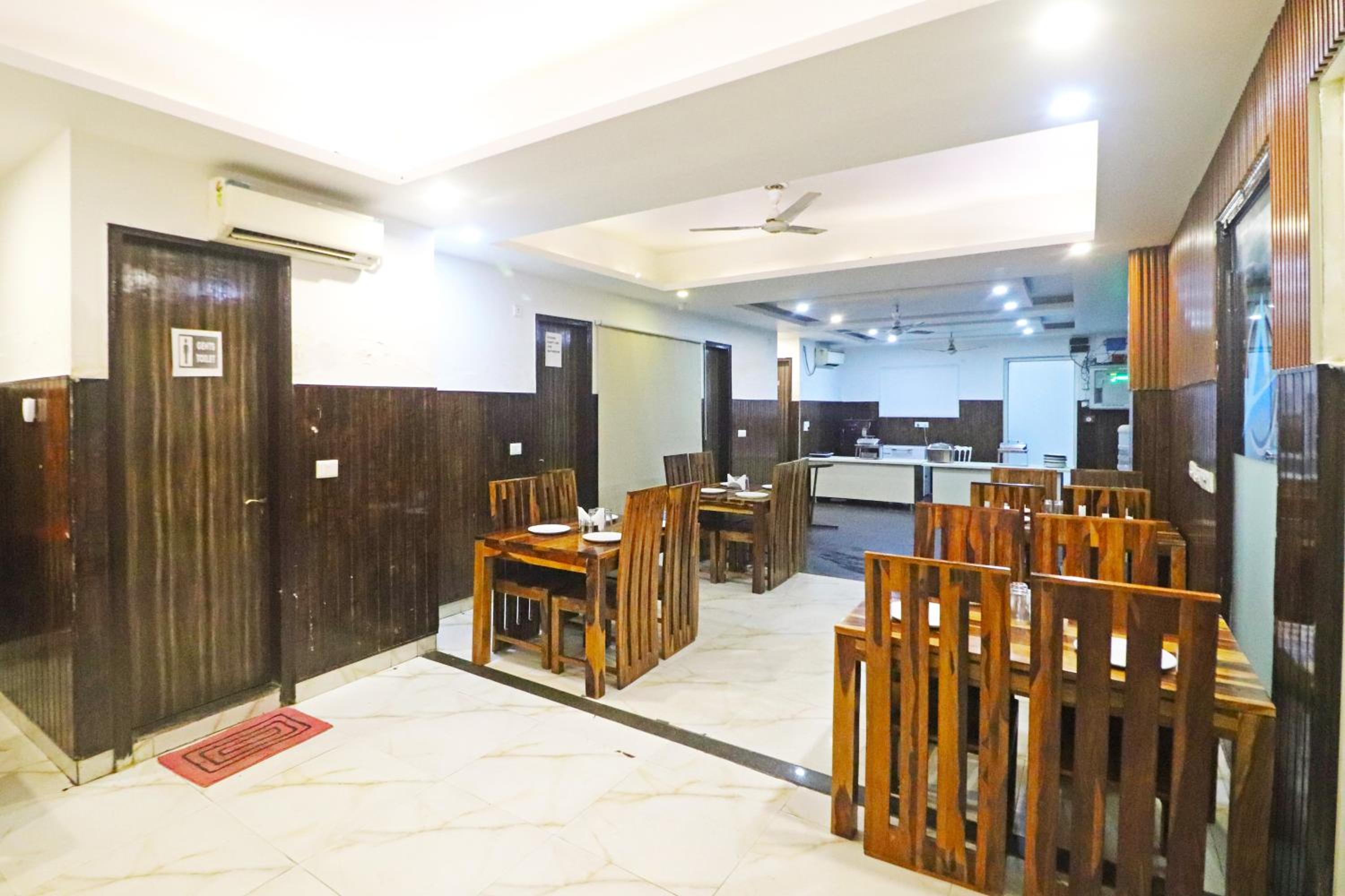 Hotel Mayda Prime Near Delhi Airport