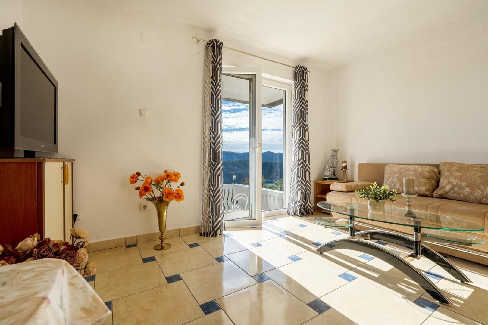 Apartments Vrabac