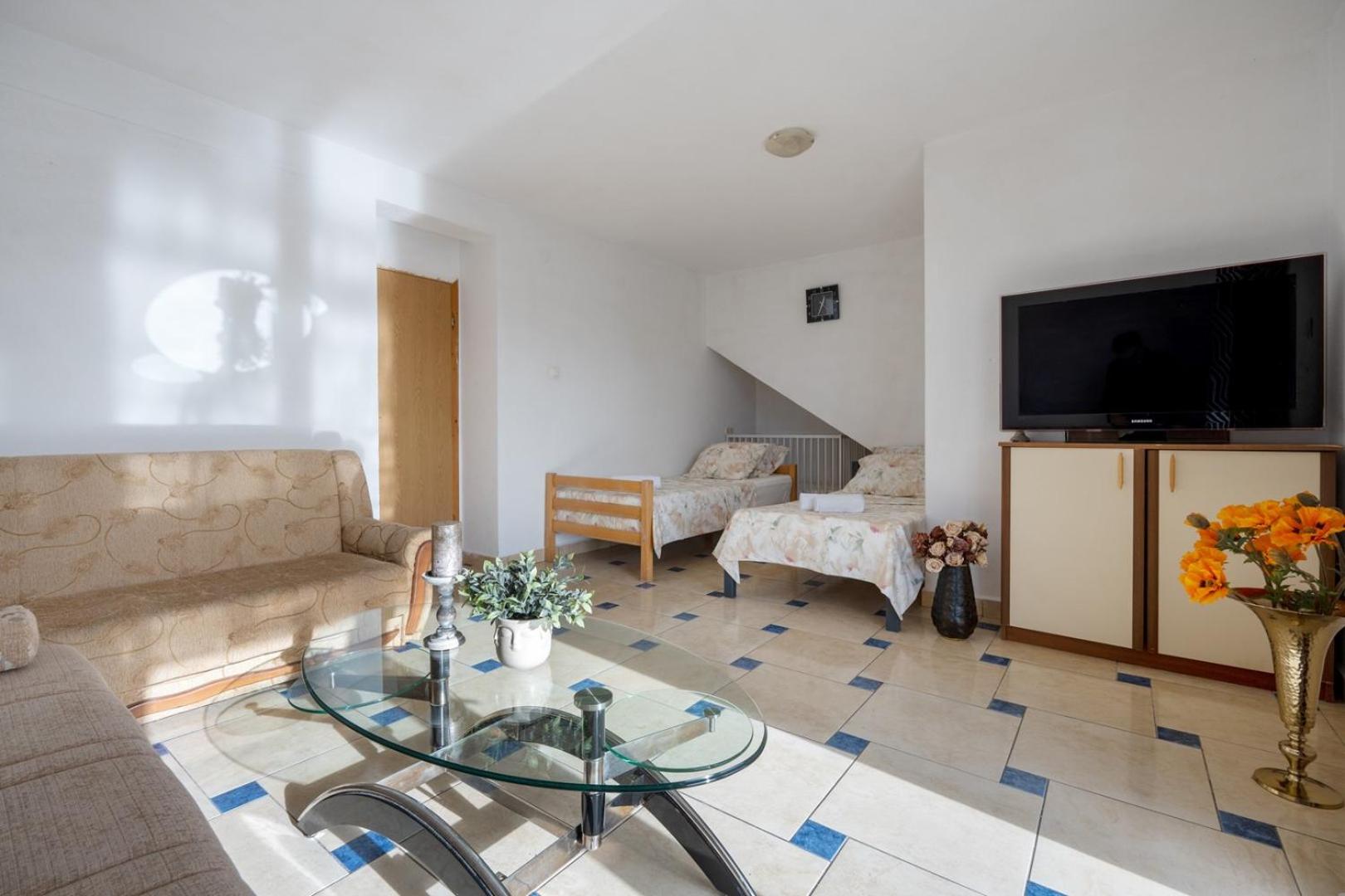 Apartments Vrabac