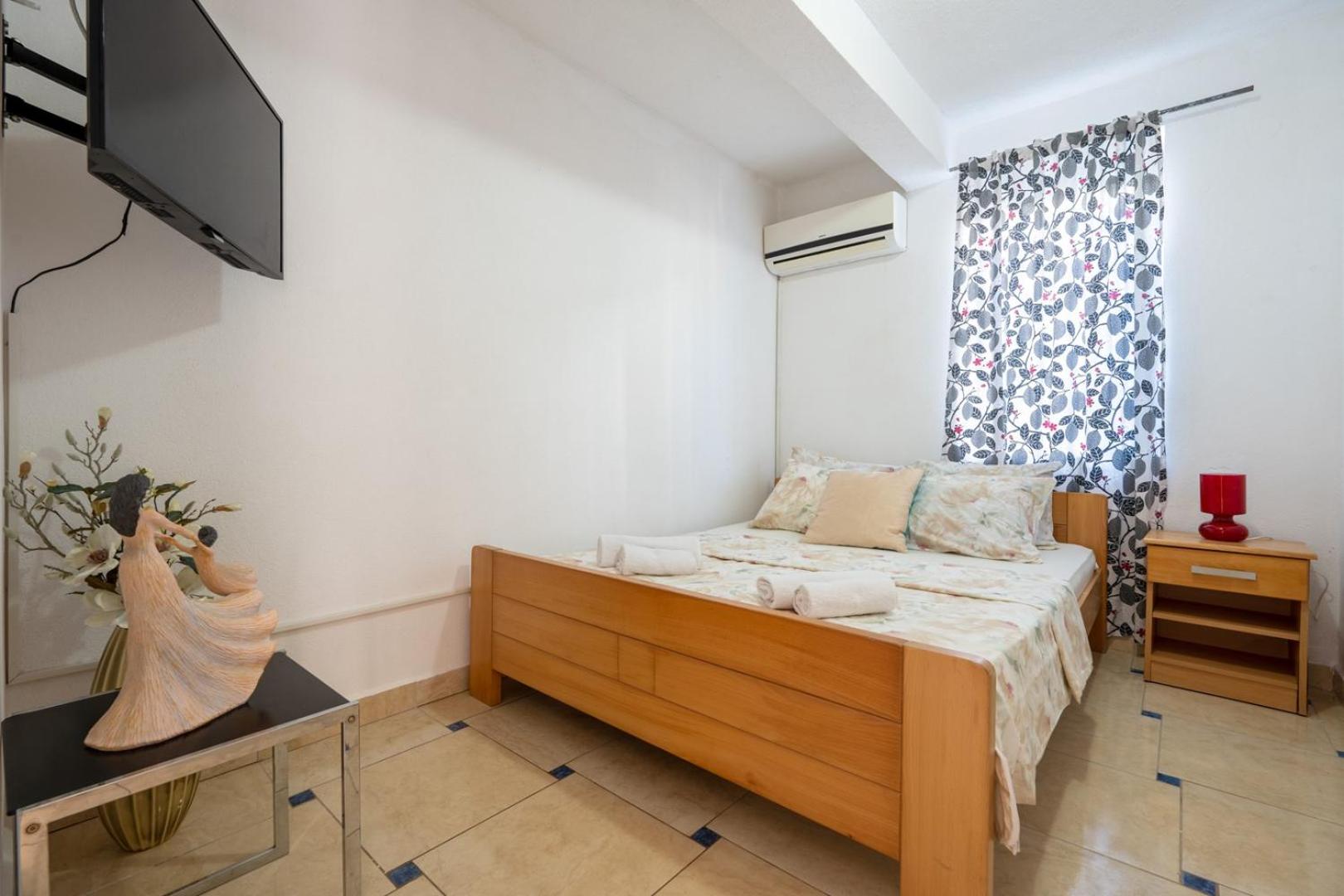 Apartments Vrabac