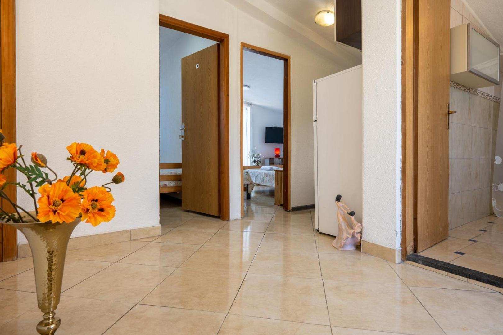 Apartments Vrabac