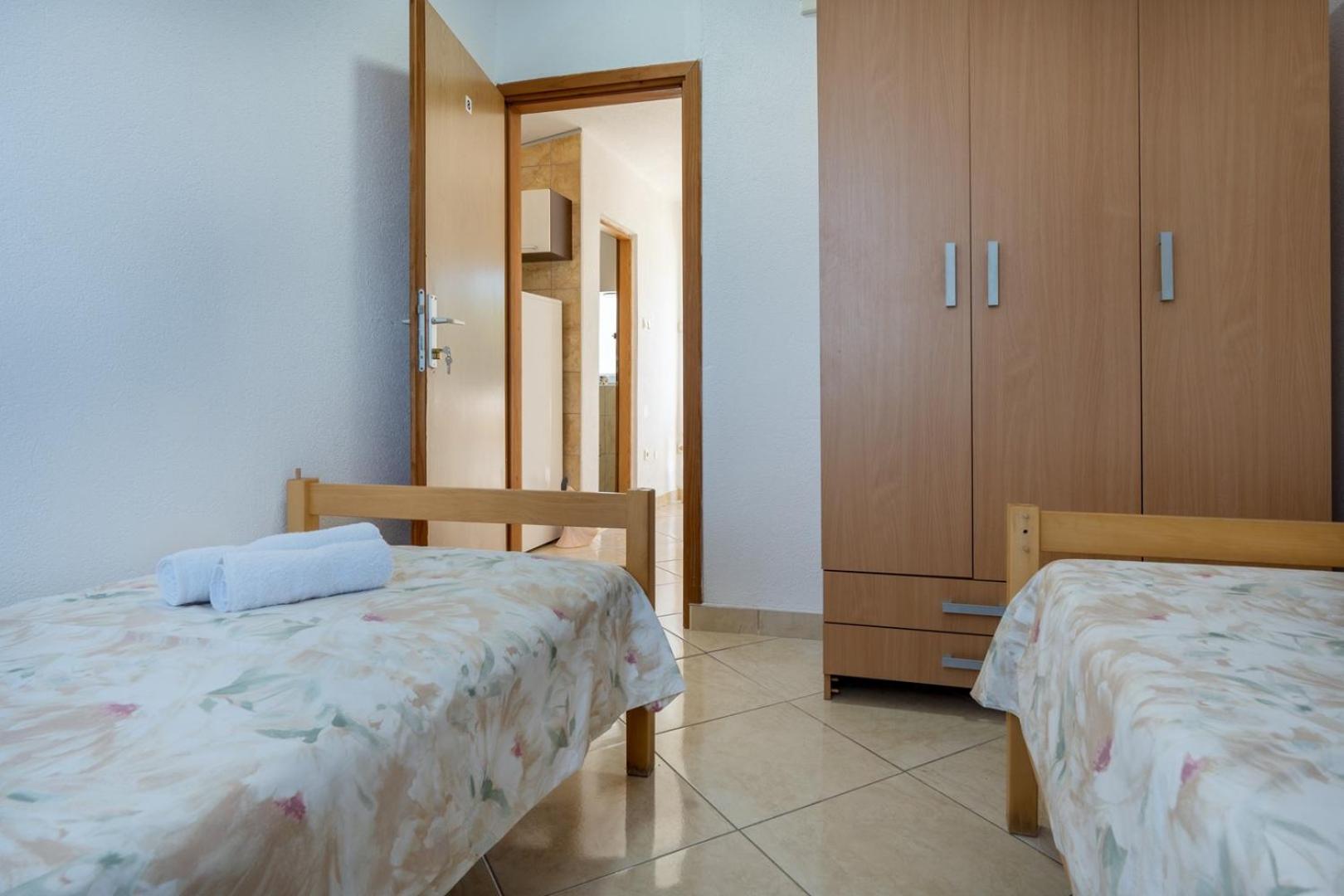 Apartments Vrabac