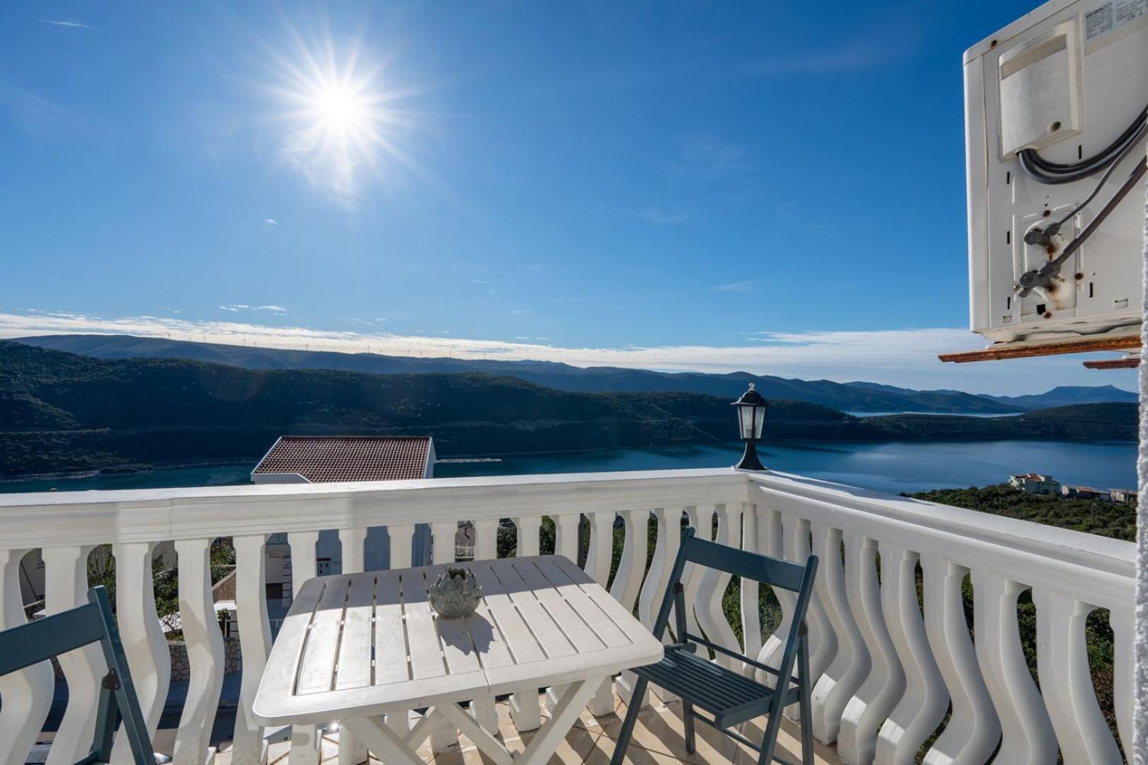 Apartments Vrabac