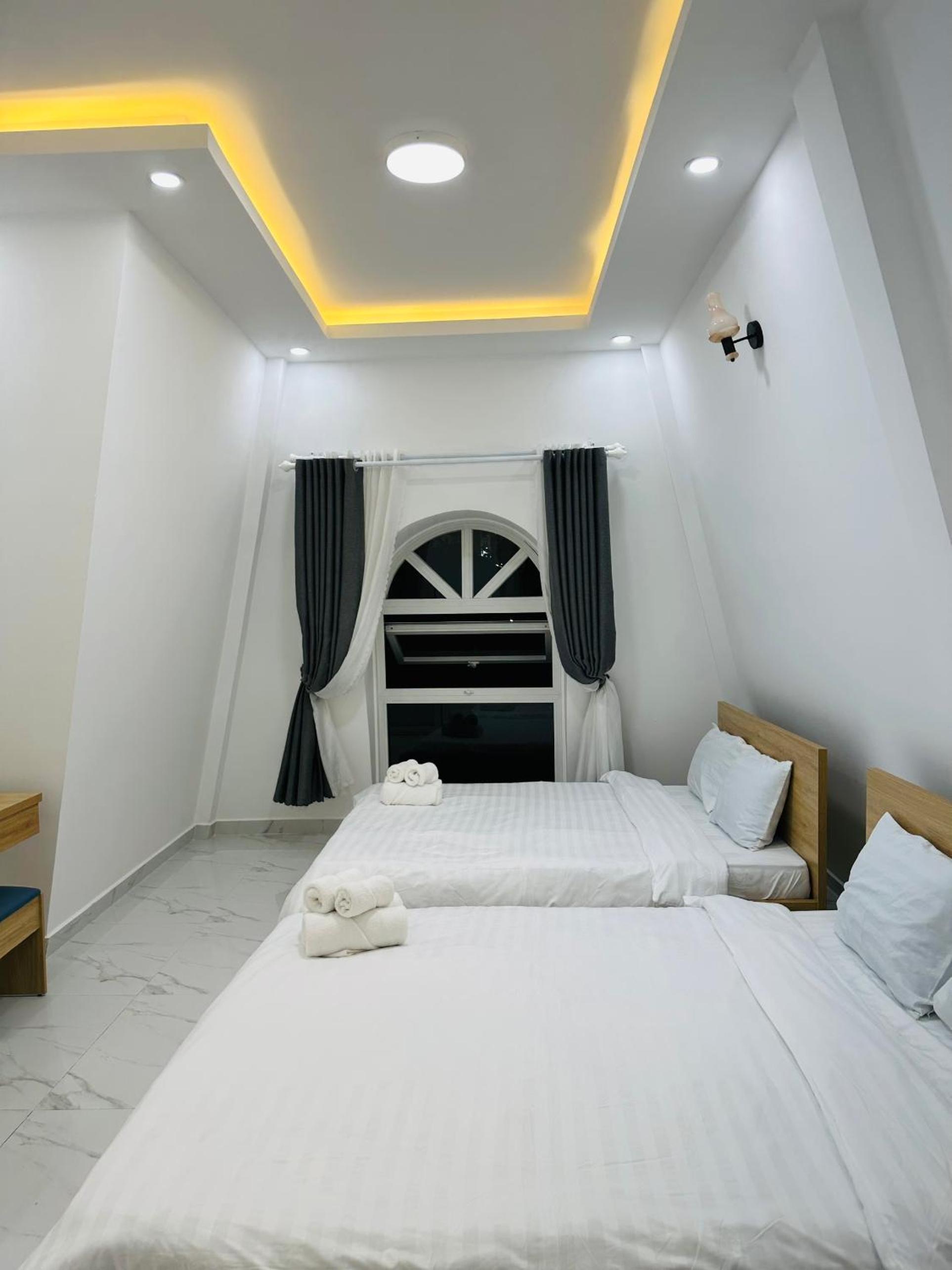 CT Villa view 3