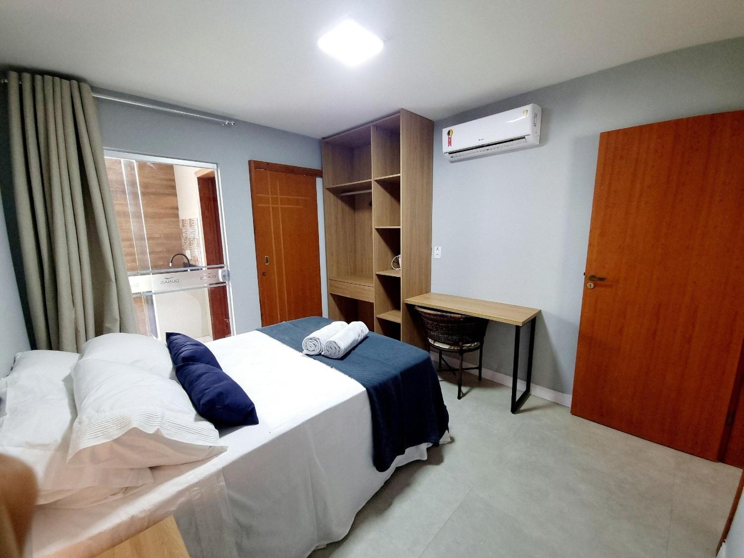 Apê Varanda Gourmet Wi-fi 300mbs Garagem Arcondiconado Cozinha completa Streaming