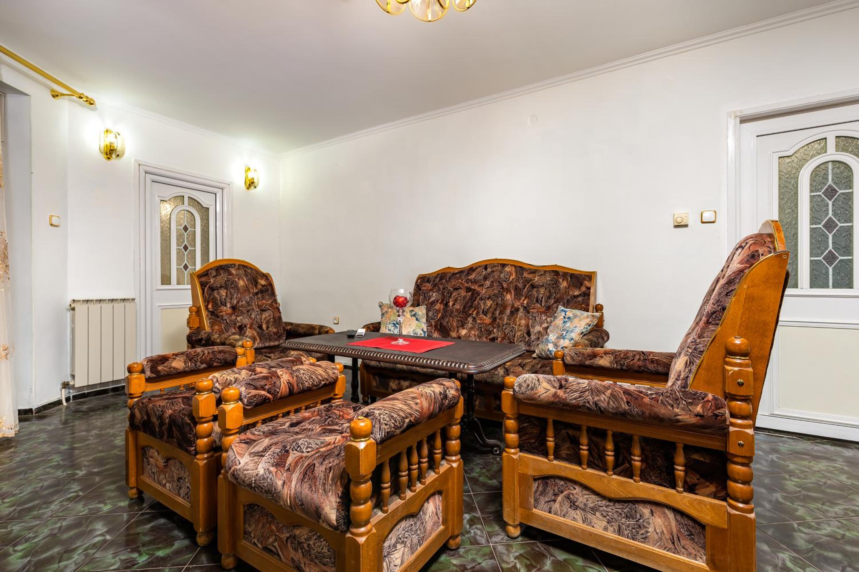 A Nostalgic Getaway in Plovdiv's Historic Quarter by Flat Mаnager