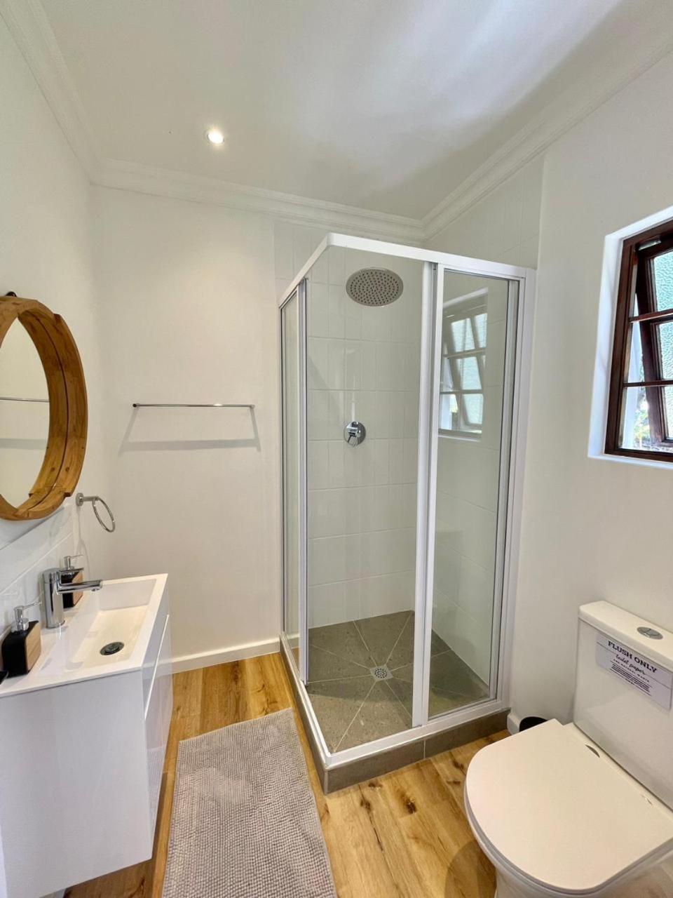 Brummer House - Living The Breede view 5