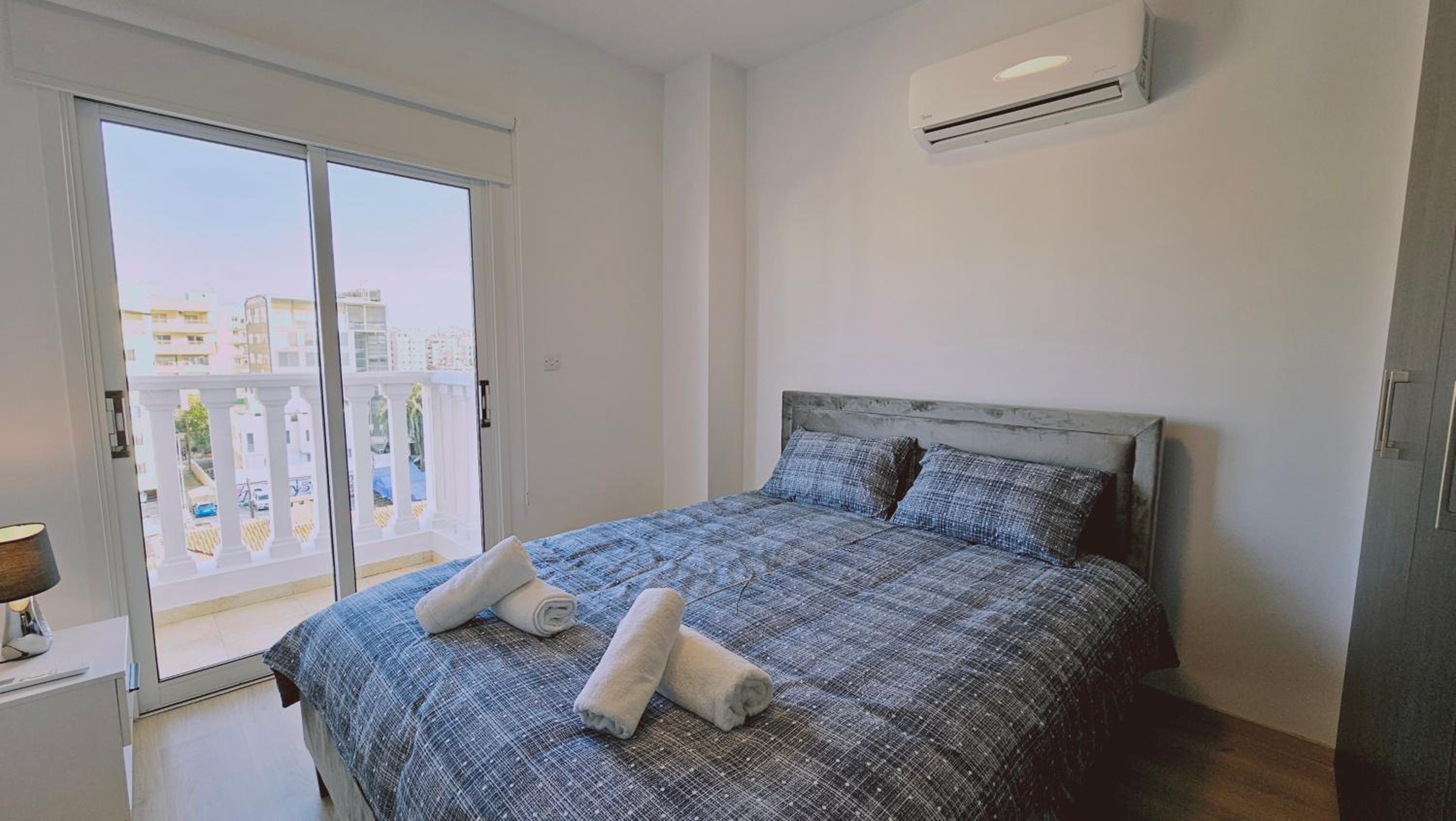 STAY Cosmo City Suites