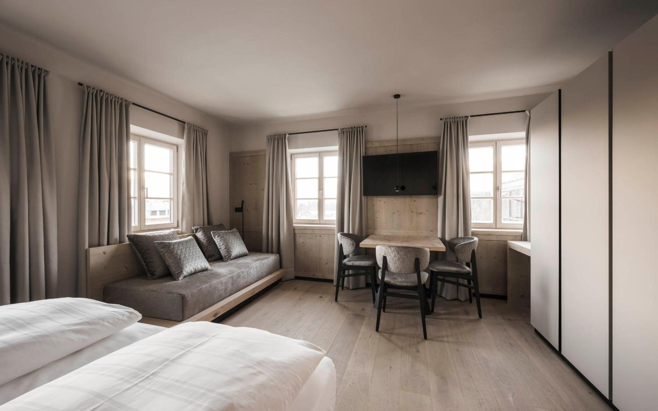 HOFERGUT Suites & Apartments view 4