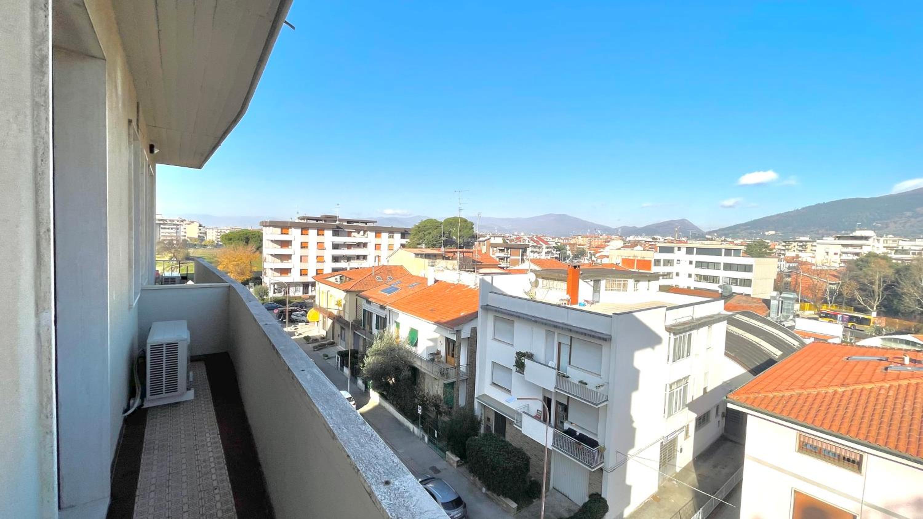 Appartamento Cosimo en Prato — balance & terrace