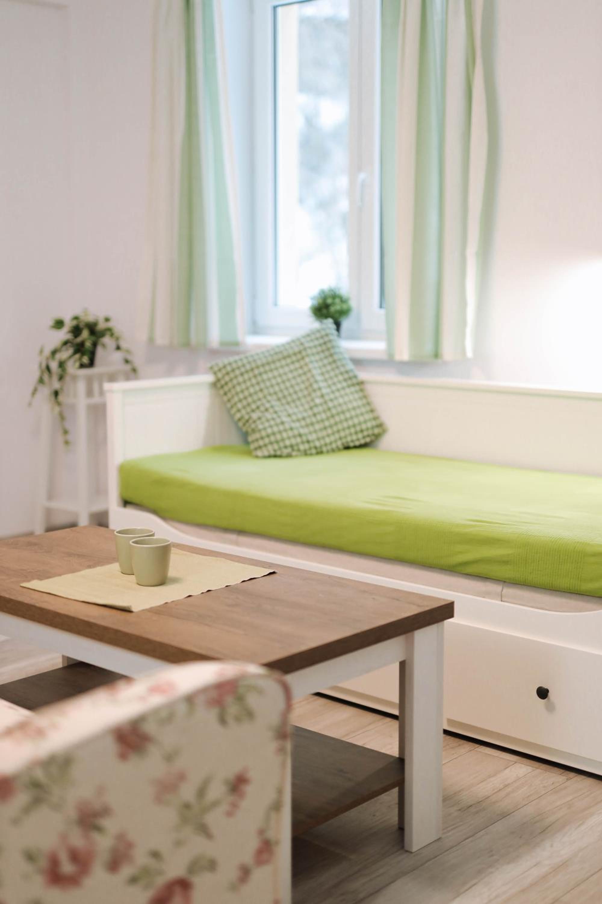 Flower Apartment