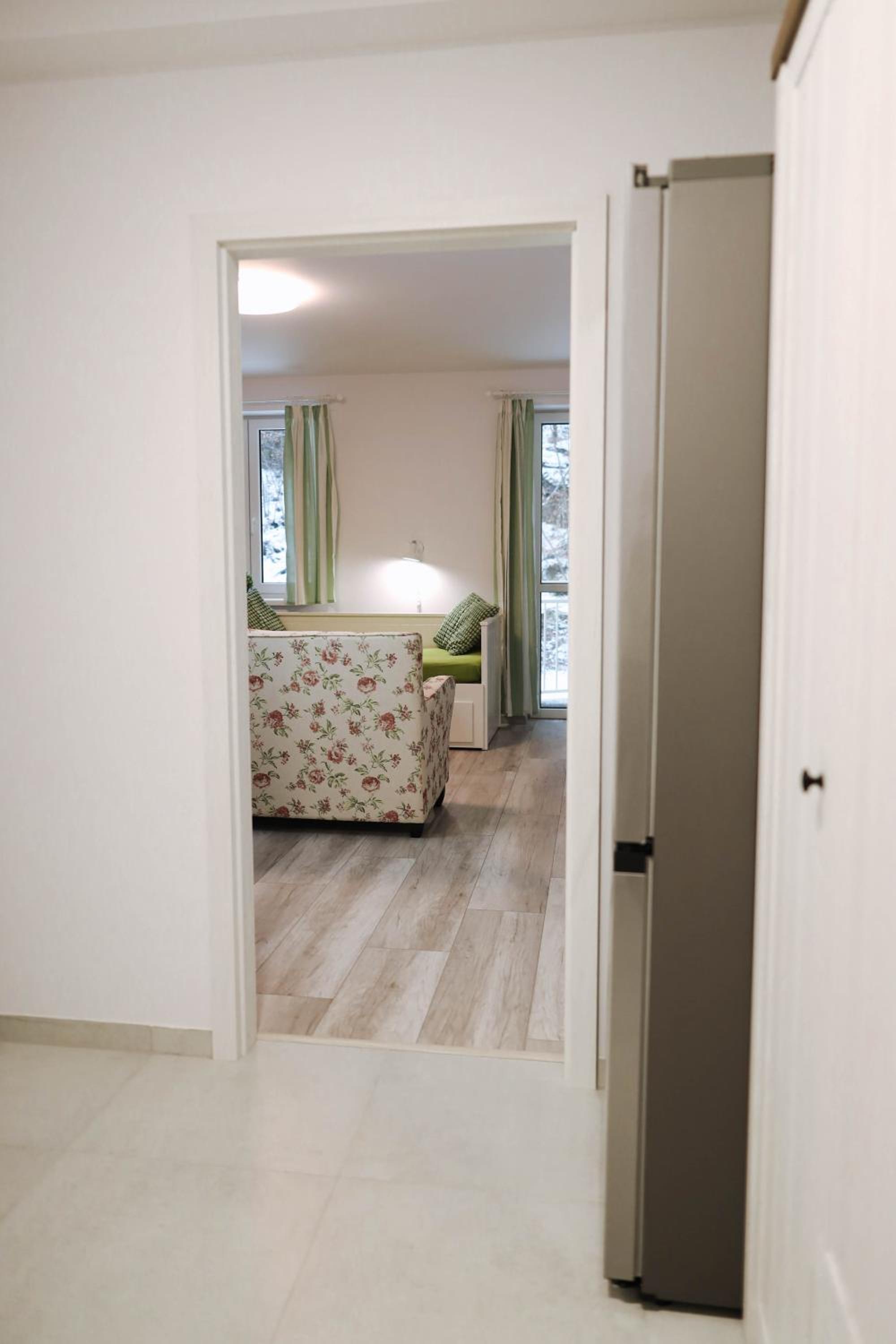 Flower Apartment