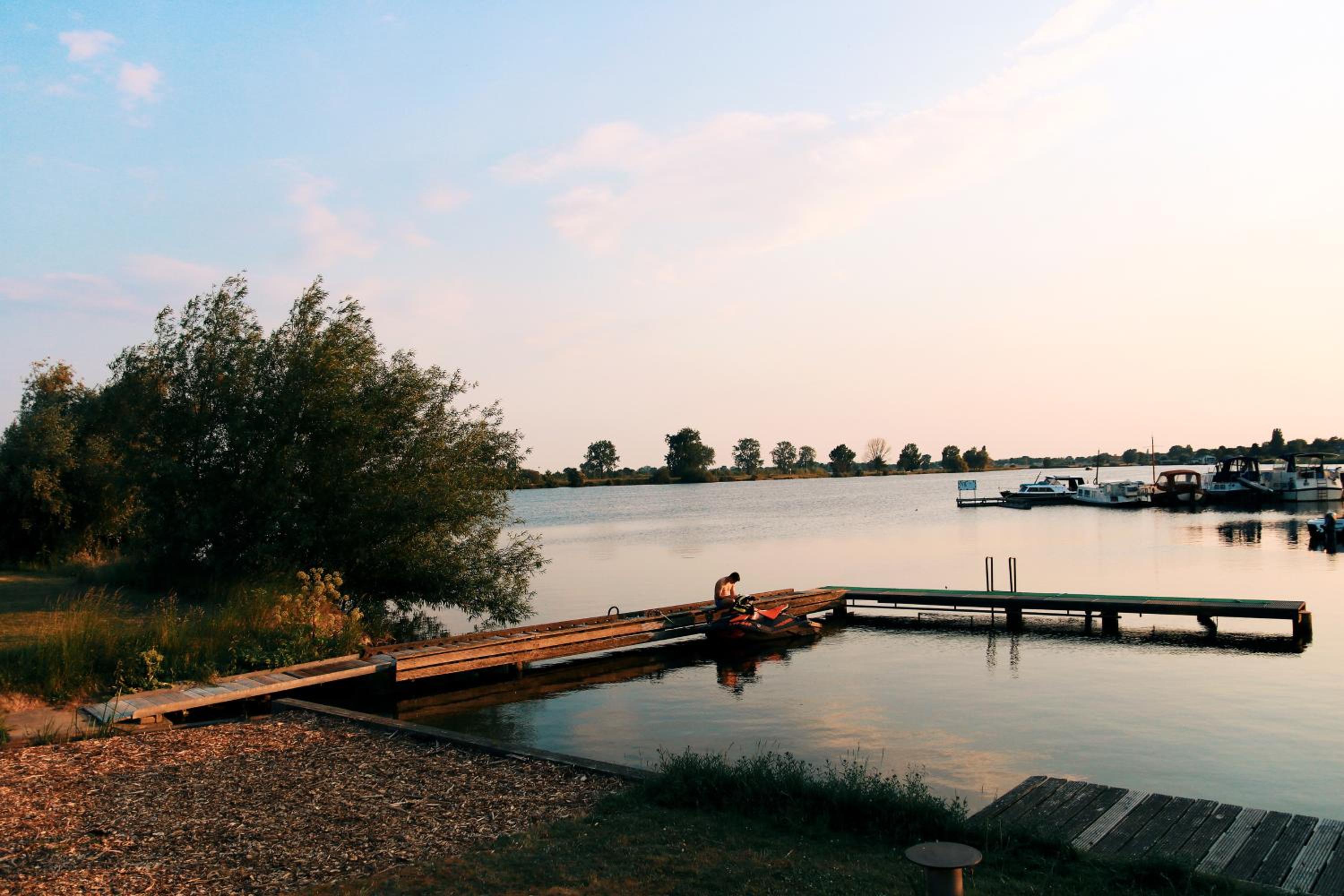 Tiny House by the water - de Schans Alphen view 3