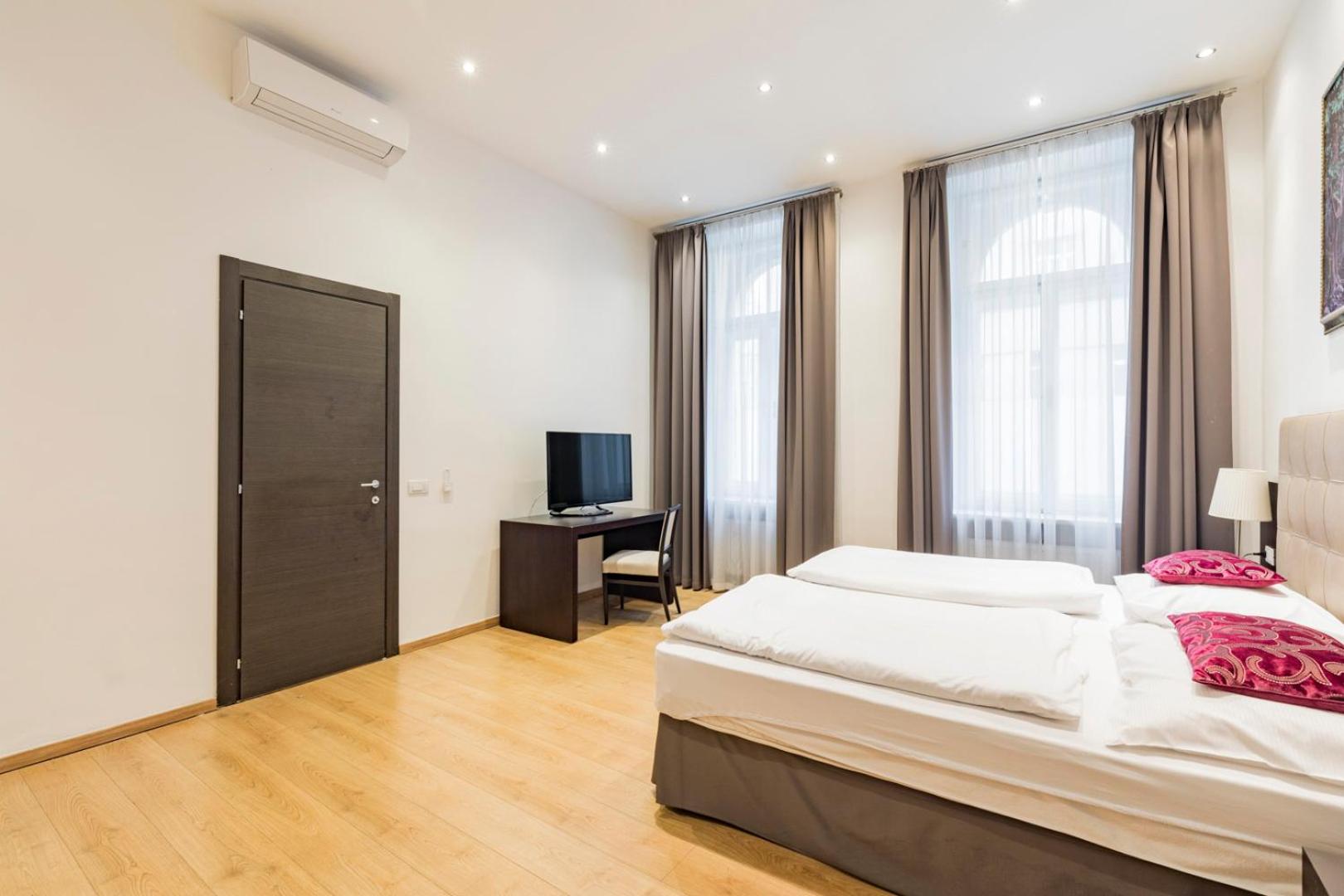120 m2 Tomas Garrigue Masaryk 3BDR Apartment