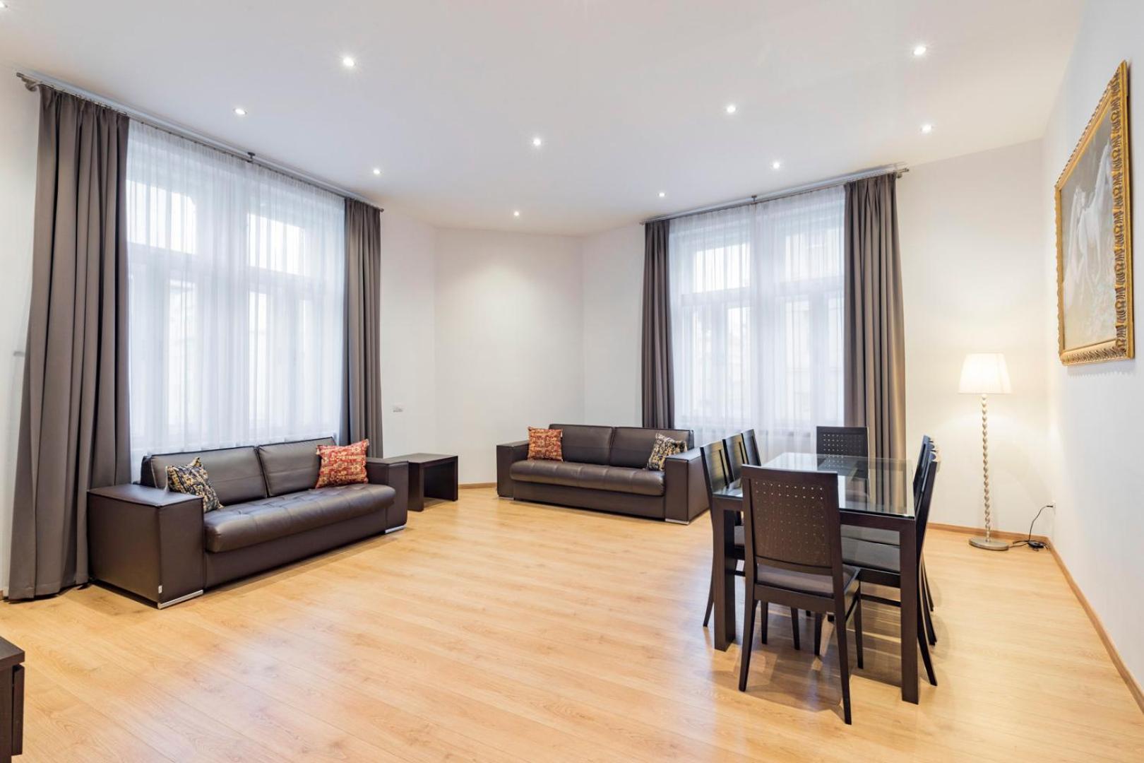 120 m2 Tomas Garrigue Masaryk 3BDR Apartment