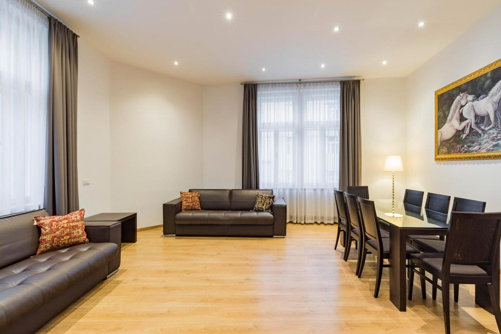 120 m2 Tomas Garrigue Masaryk 3BDR Apartment