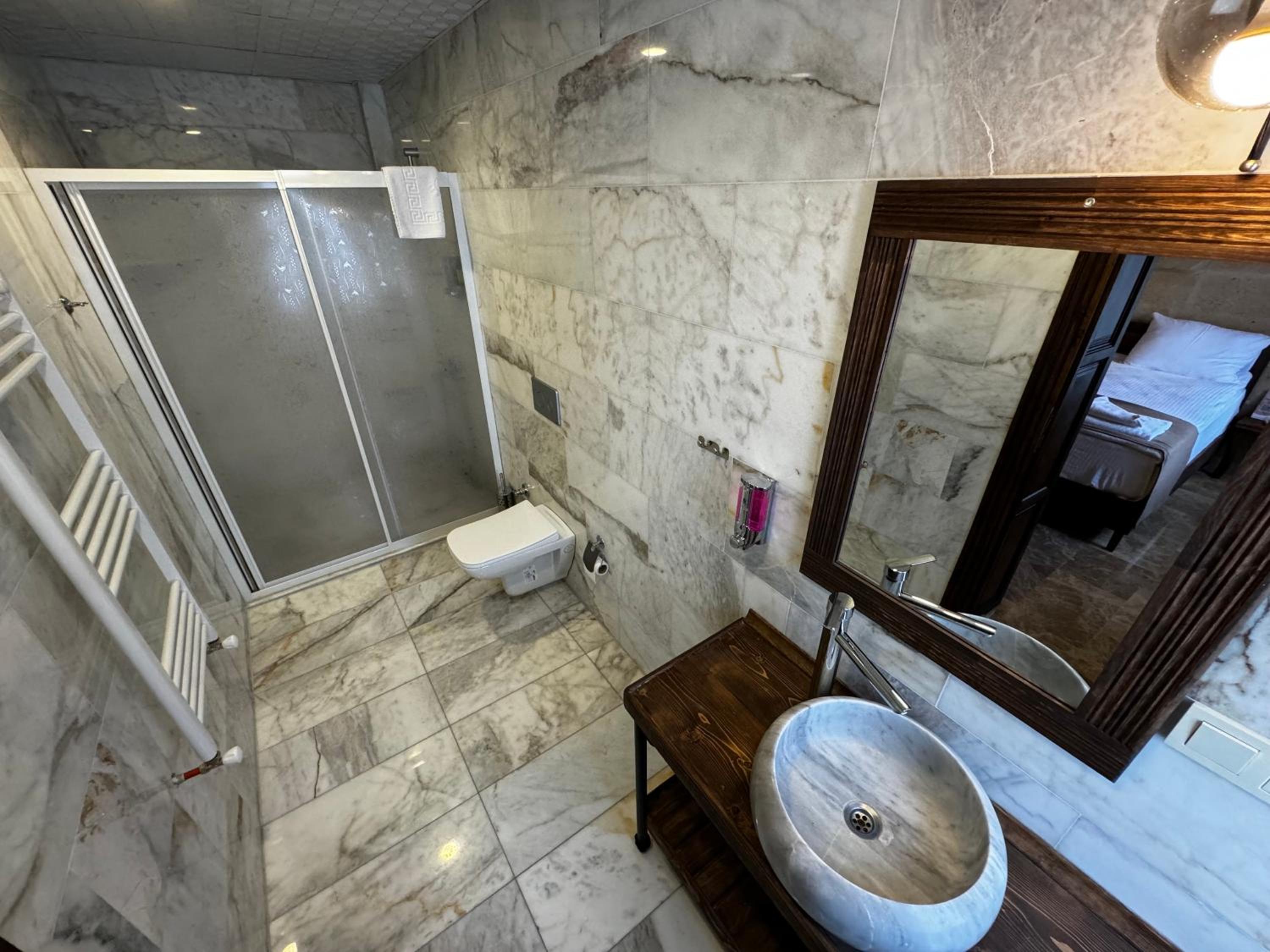 Rustic Caves - Image 8