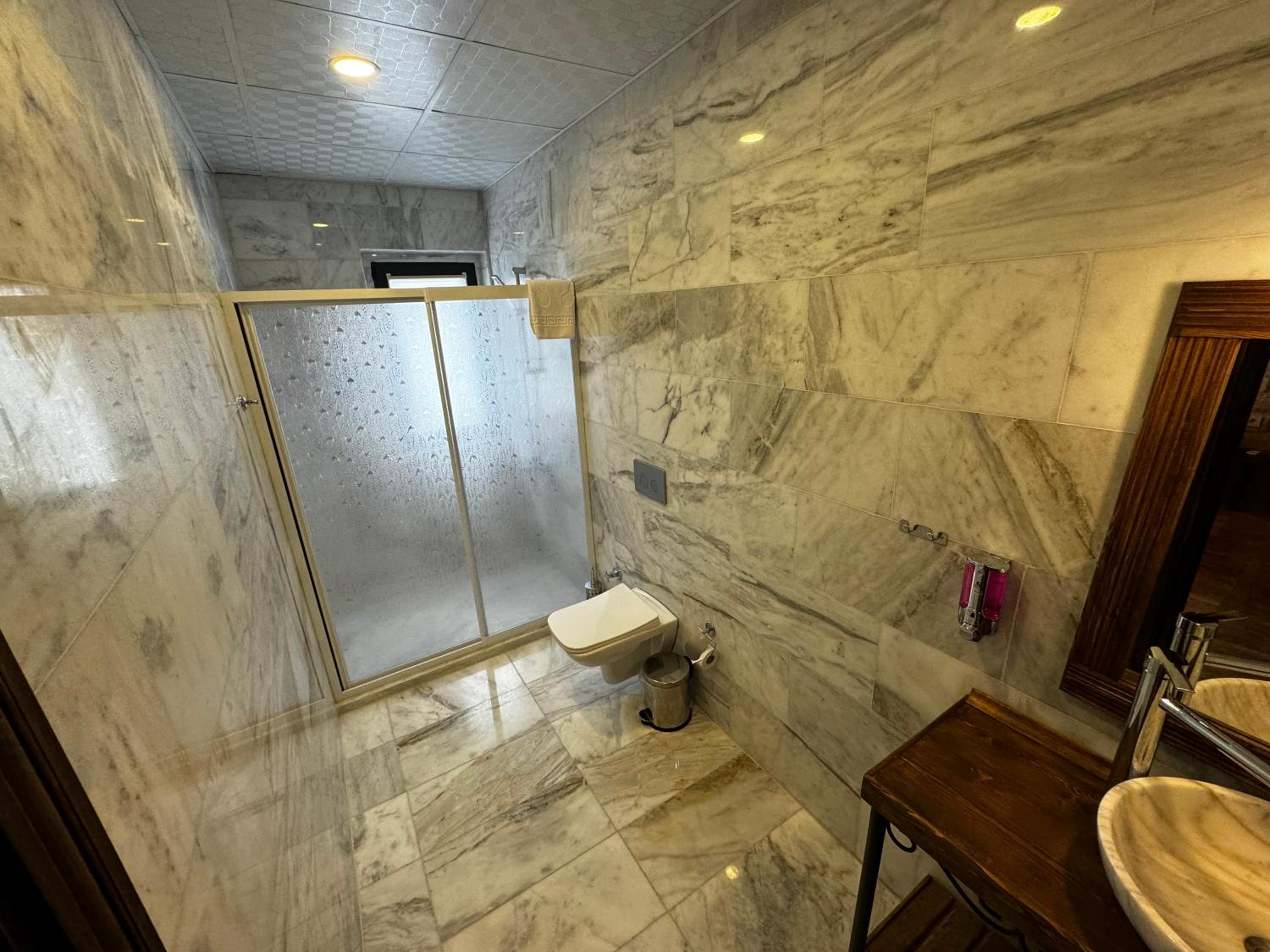 Rustic Caves - Image 32