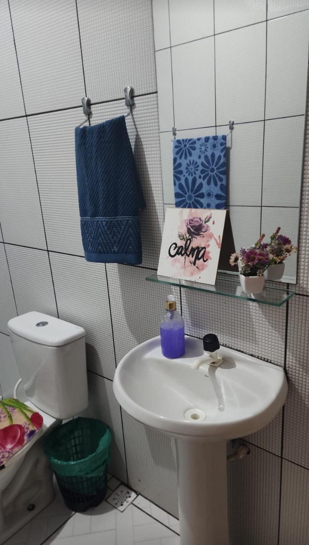 Casa tipo Sitio em condomínio fechado