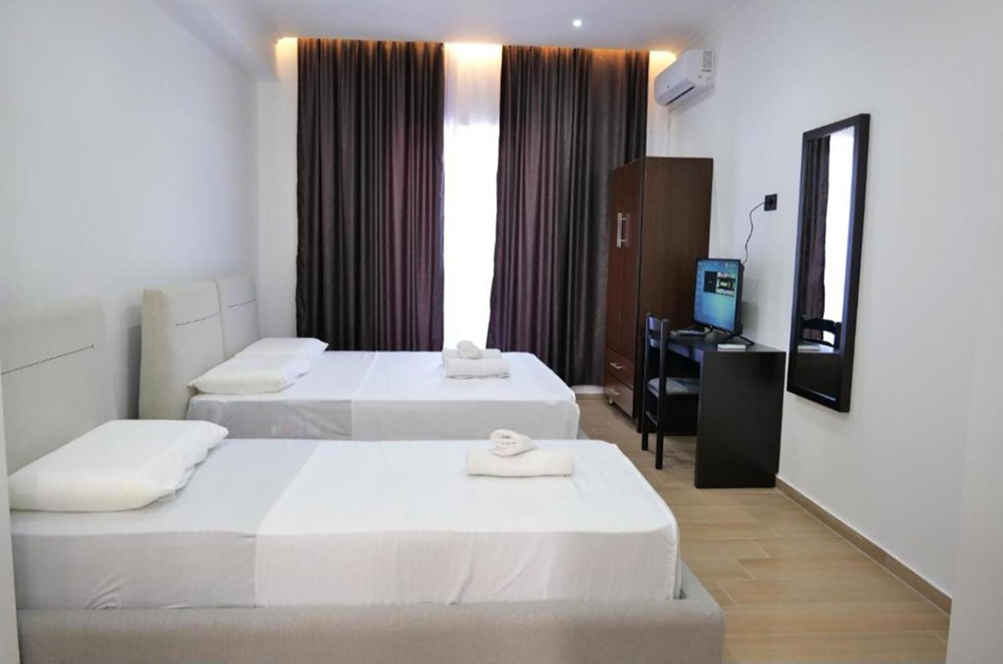 Lux Apartments