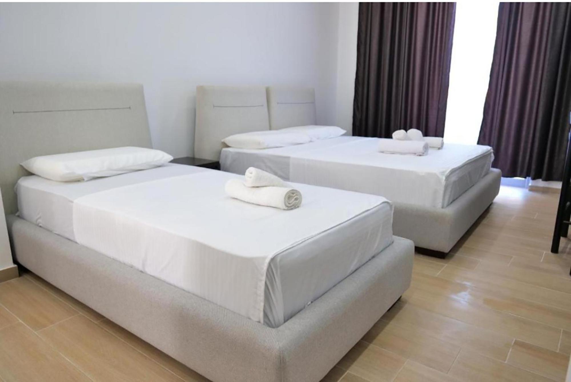 Lux Apartments