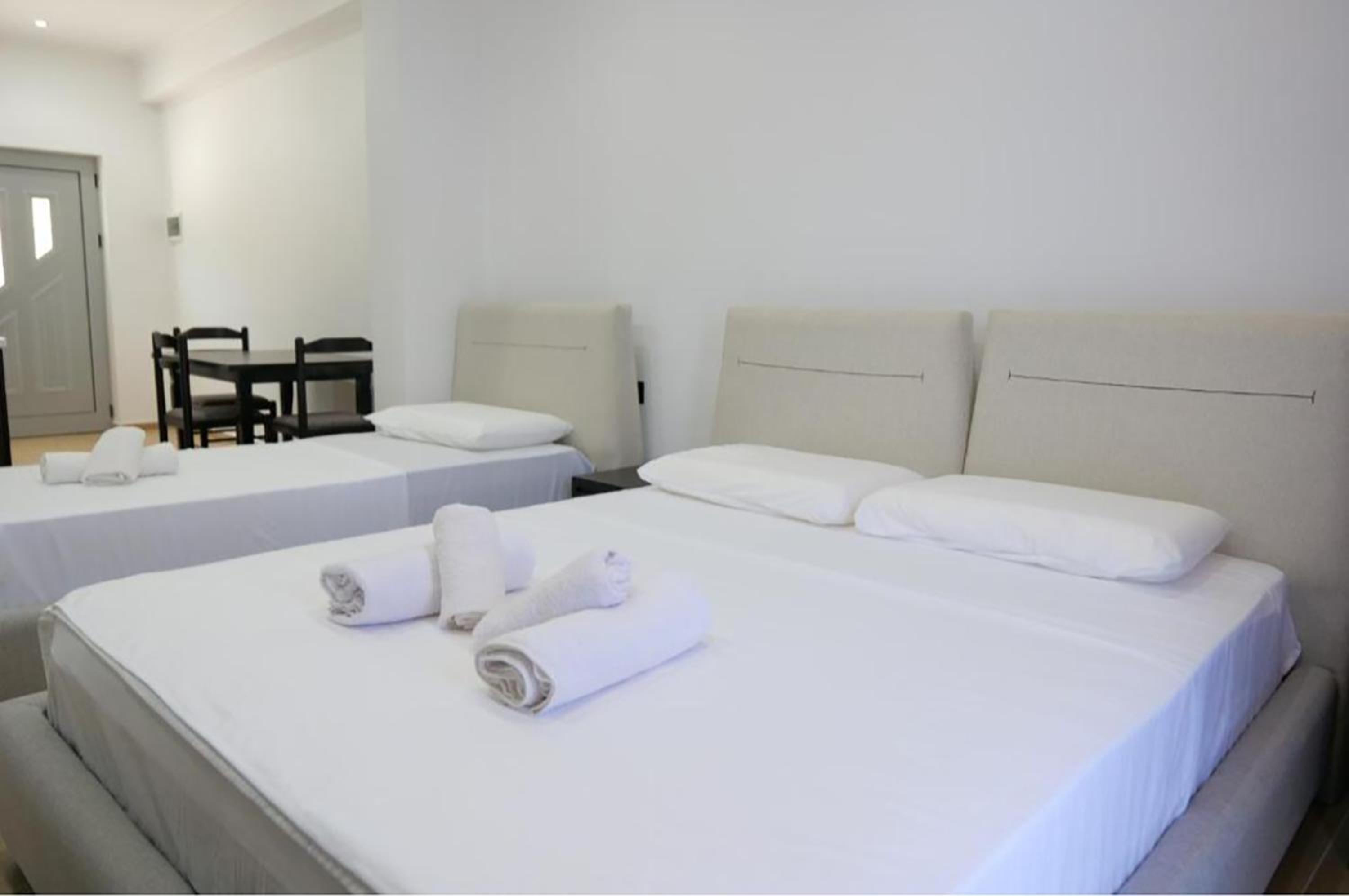 Lux Apartments