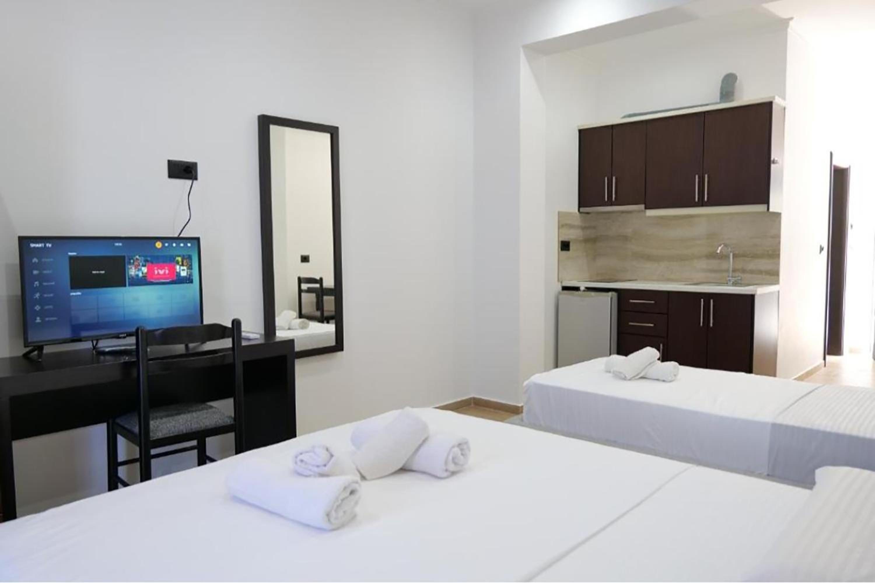 Lux Apartments