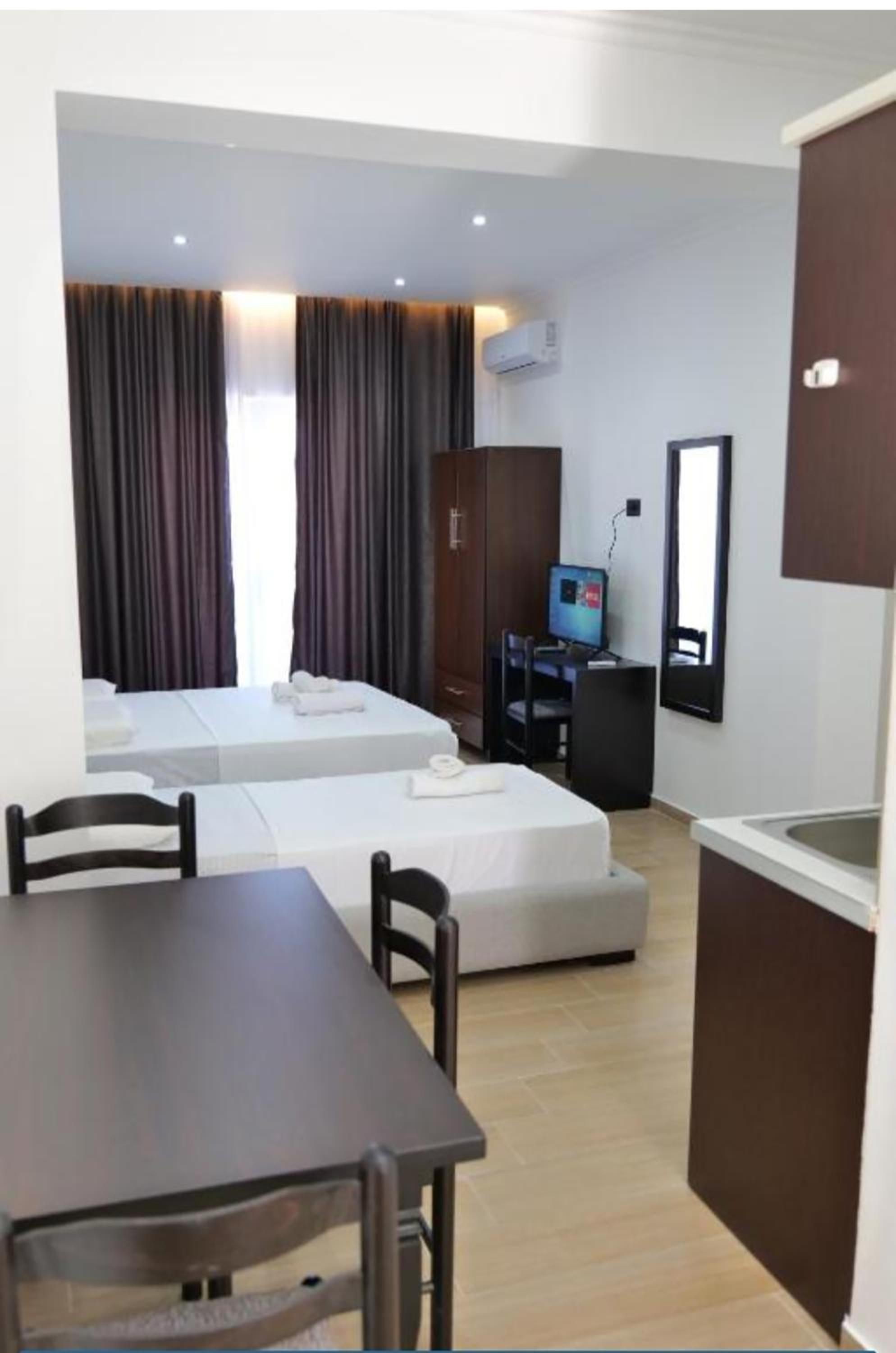 Lux Apartments